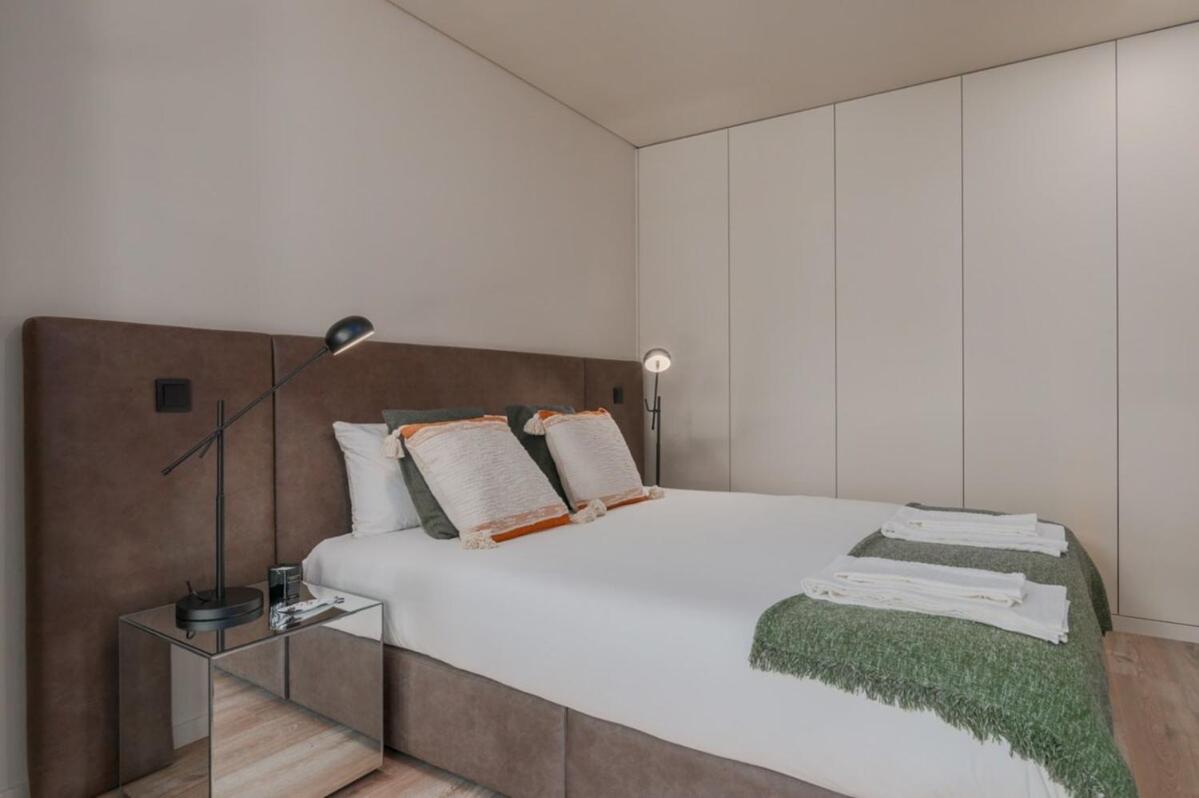 One-Bedroom Apartment - Photo 6