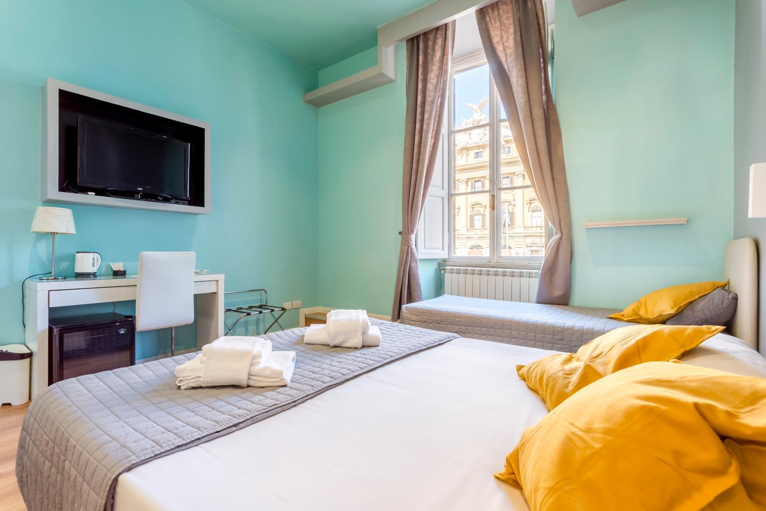 Triple Room