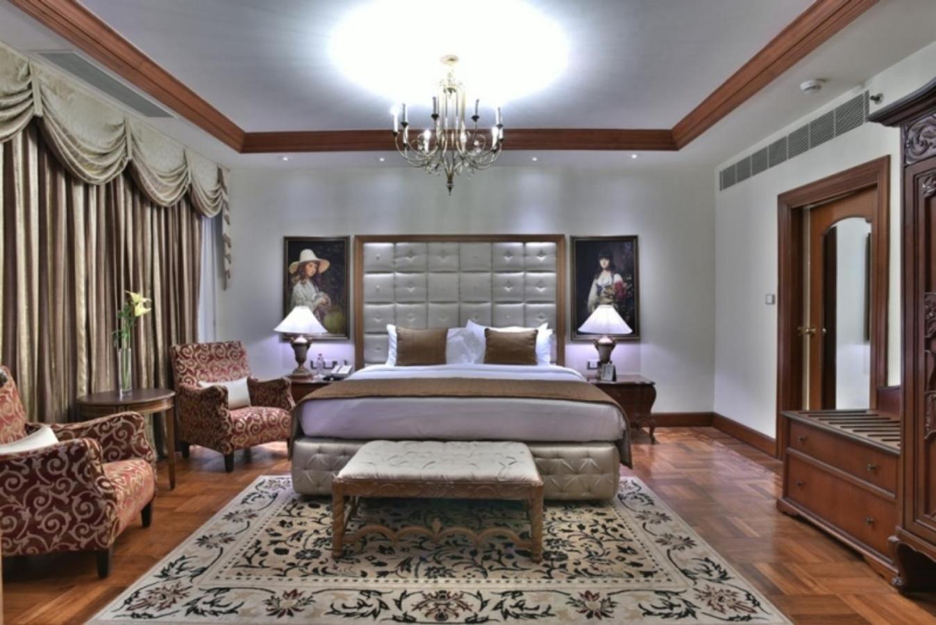 Presidential Suite photo 3
