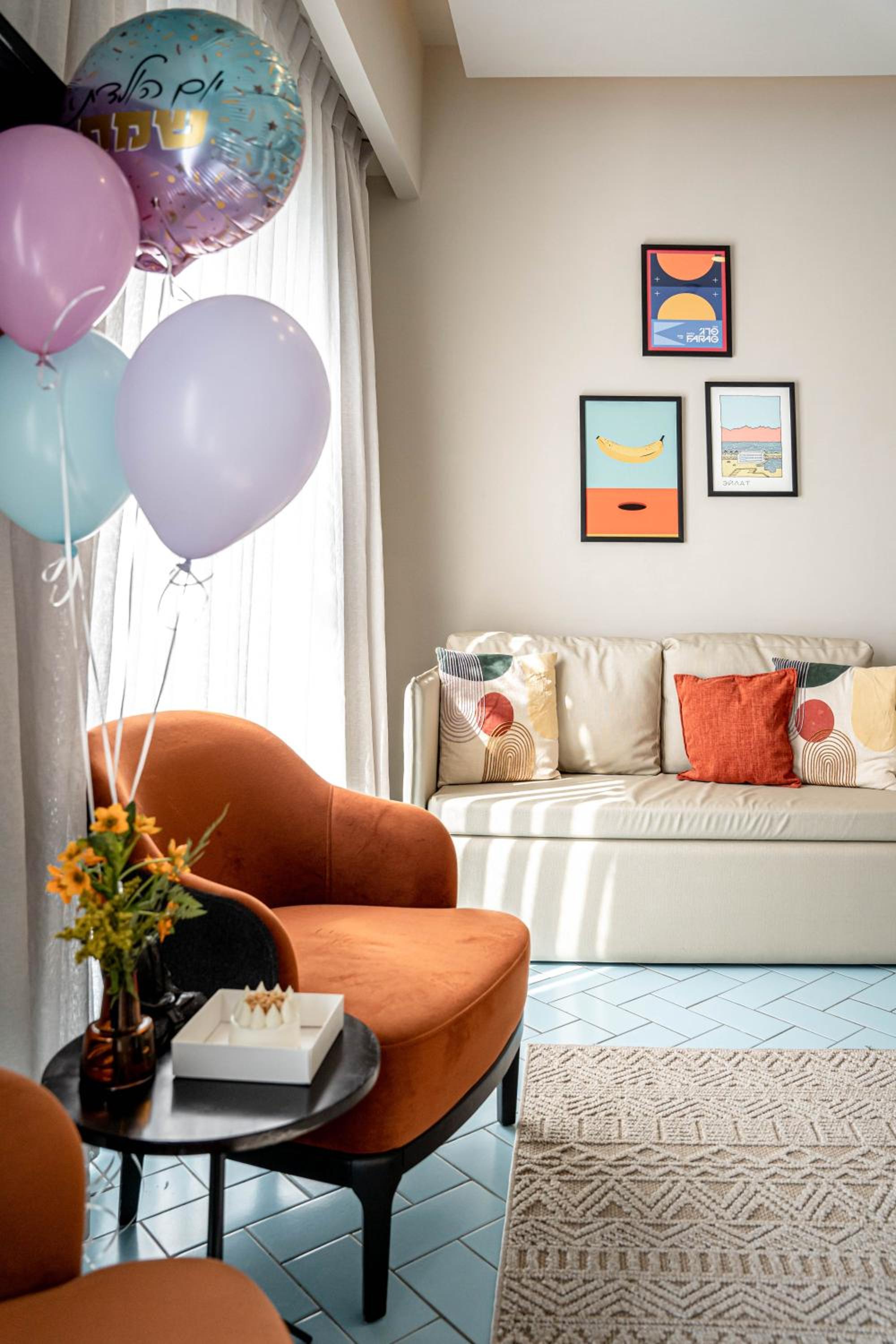 Junior Suite with Balcony (2 Adults) - Photo 1