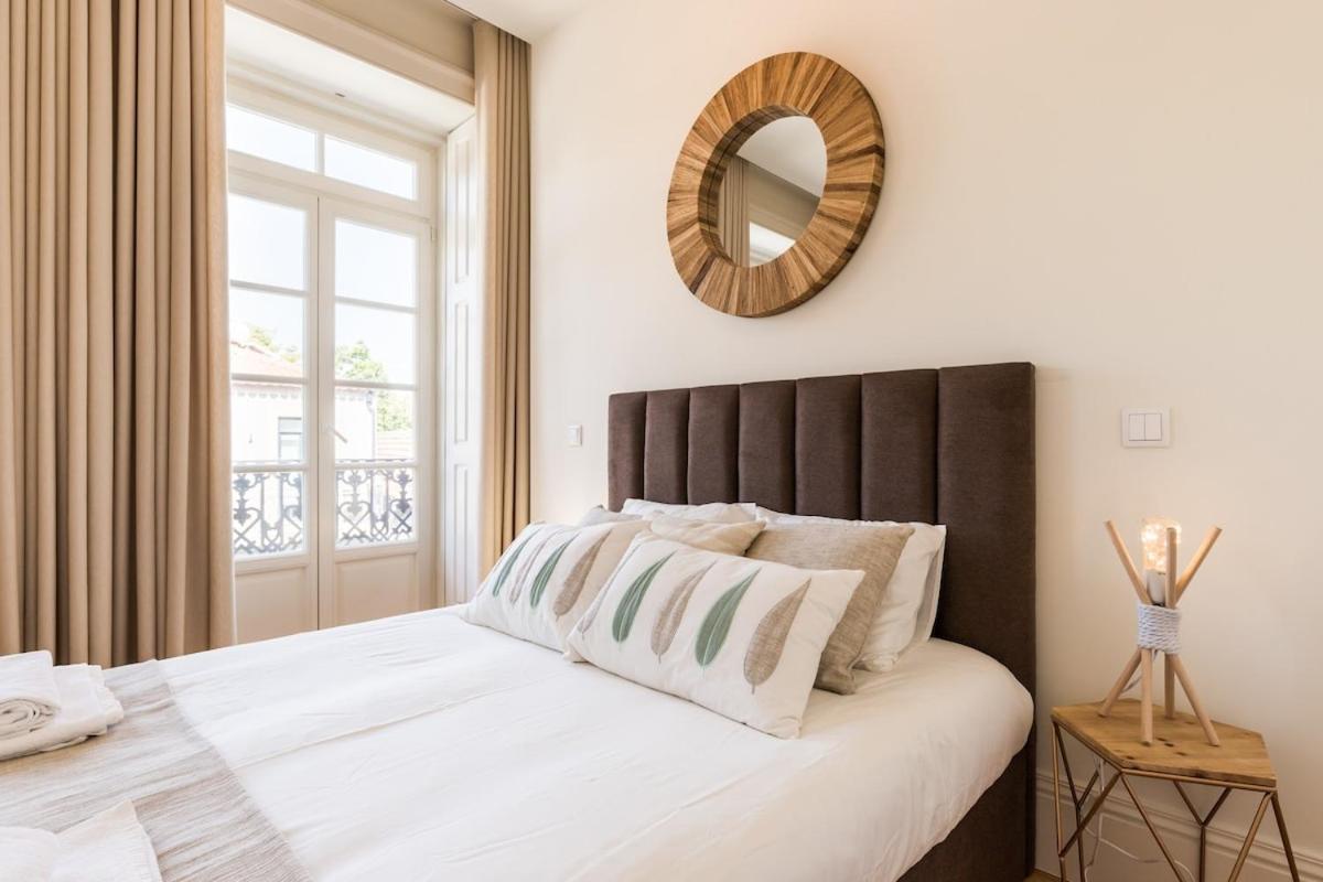 One-Bedroom Apartment - Photo 3