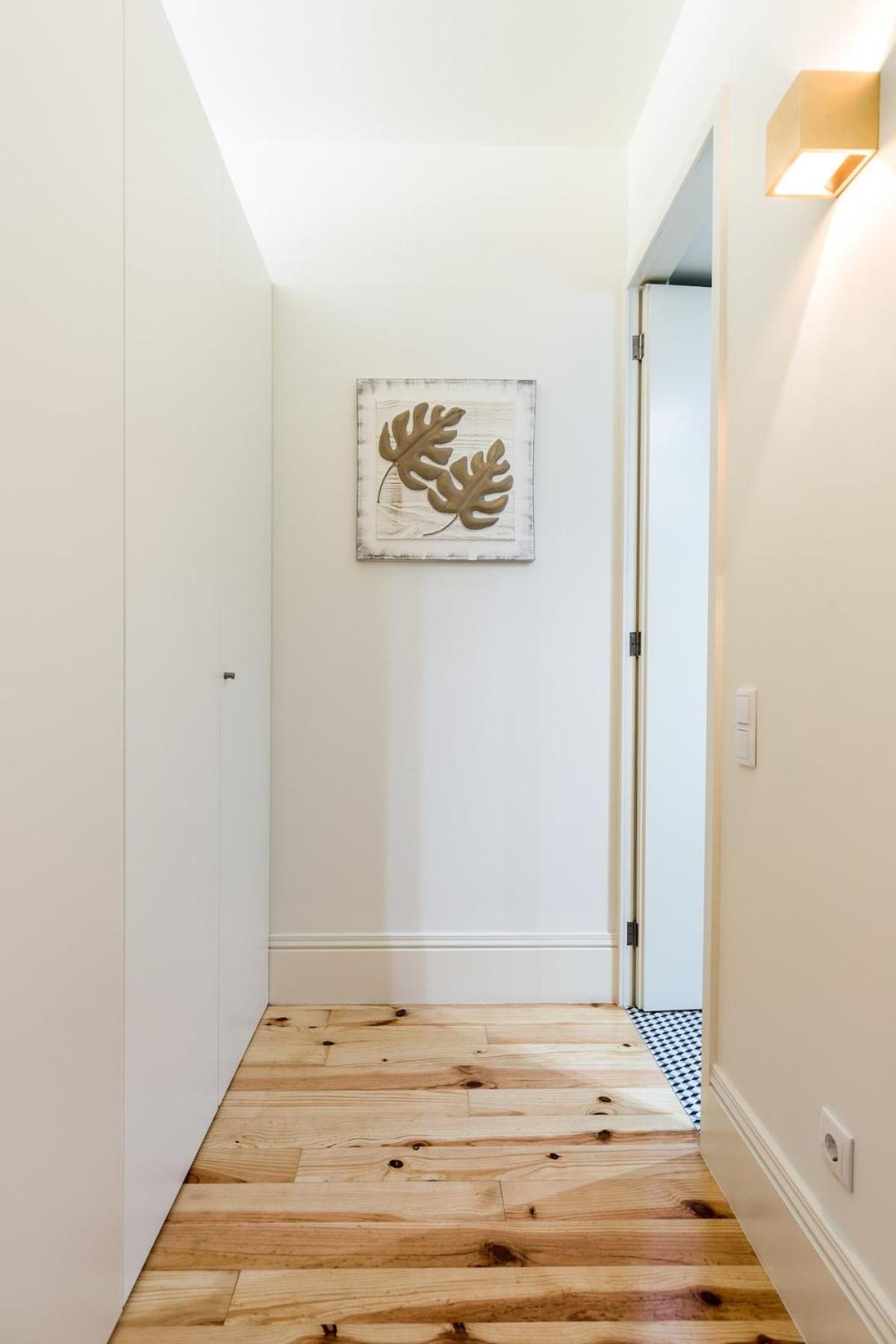 One-Bedroom Apartment - Photo 14