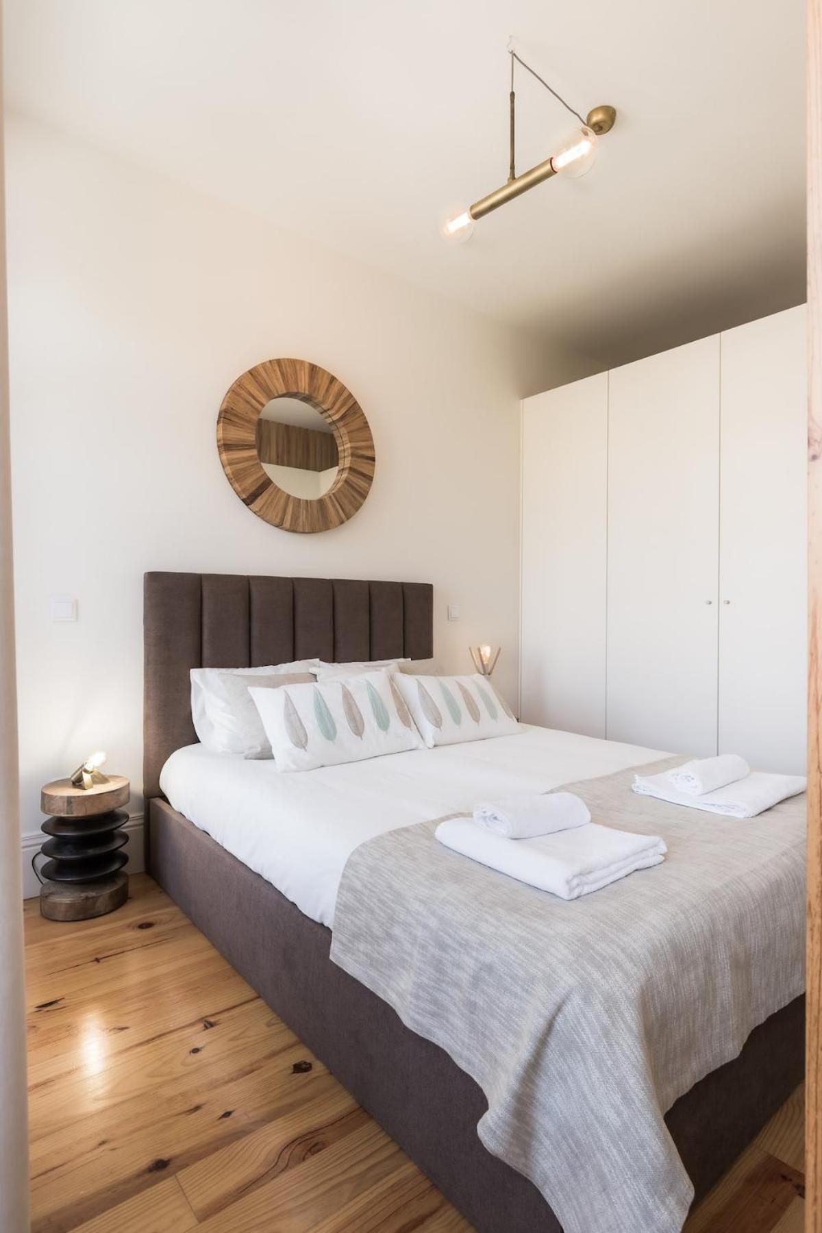One-Bedroom Apartment - Photo 10
