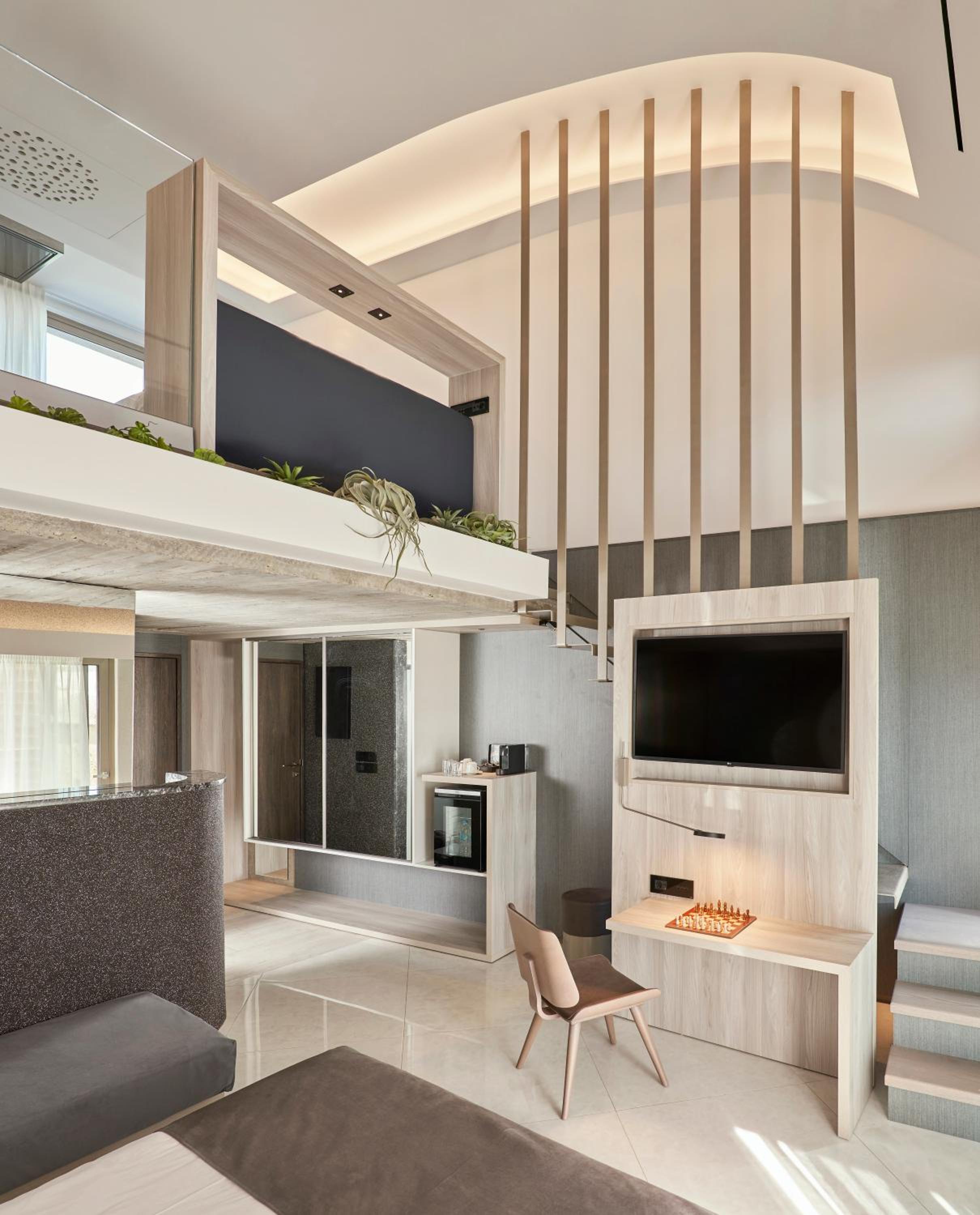 Maisonette with Hot Tub & Sea View - Photo 4