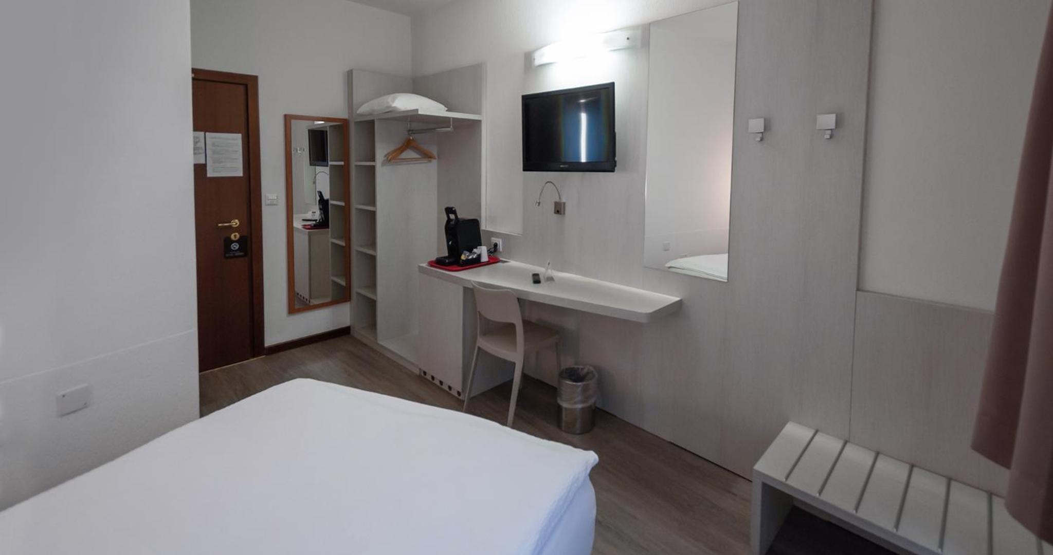 Comfort Single Room