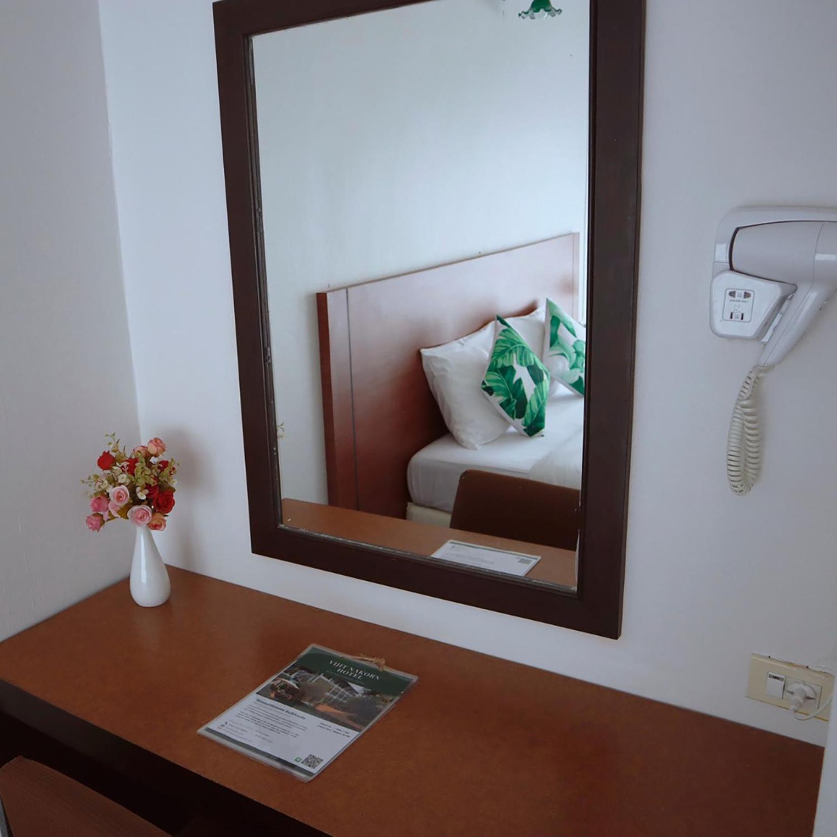 Standard Double Room - Photo 7