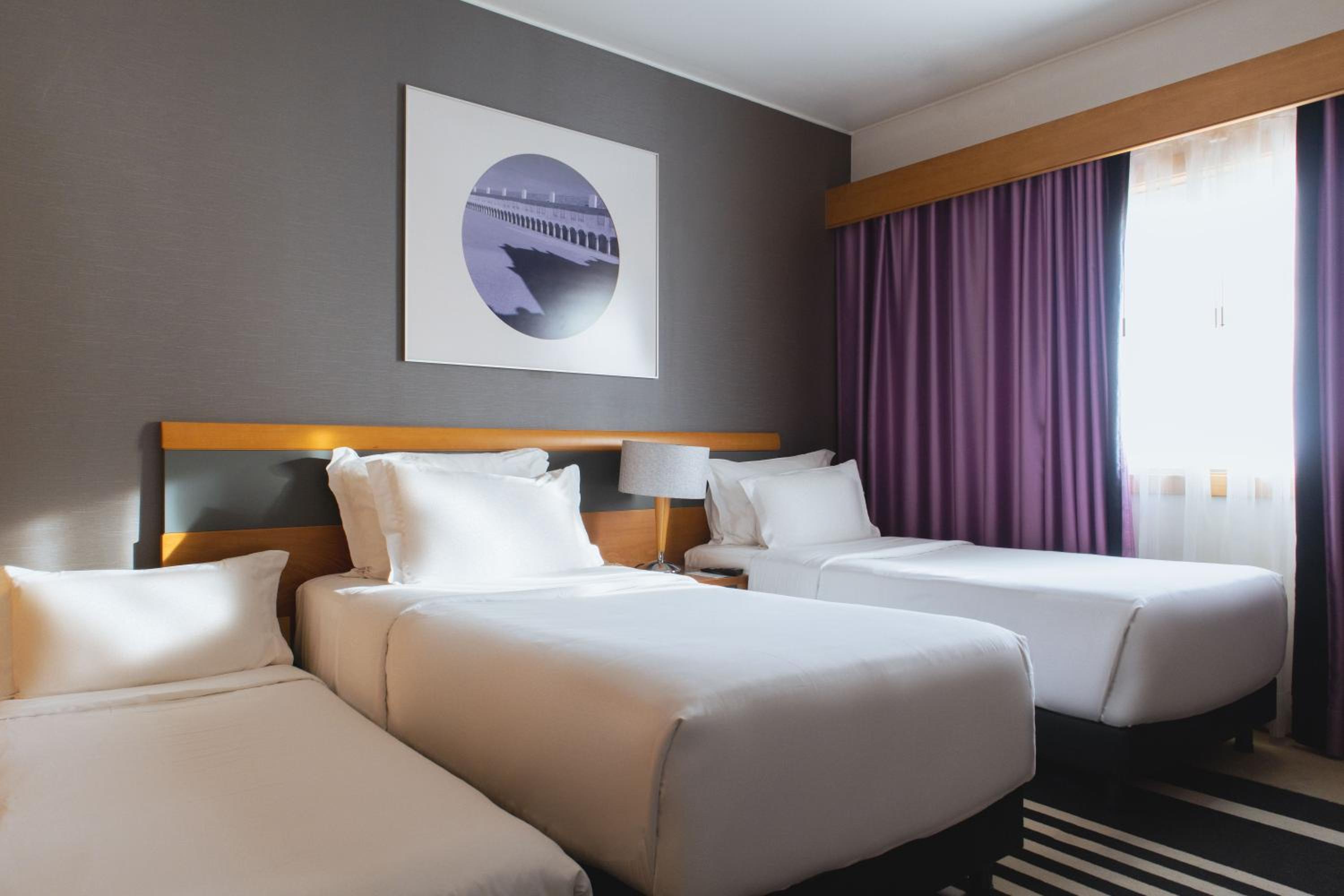 Double or Twin Room with Extra Bed - Photo 4