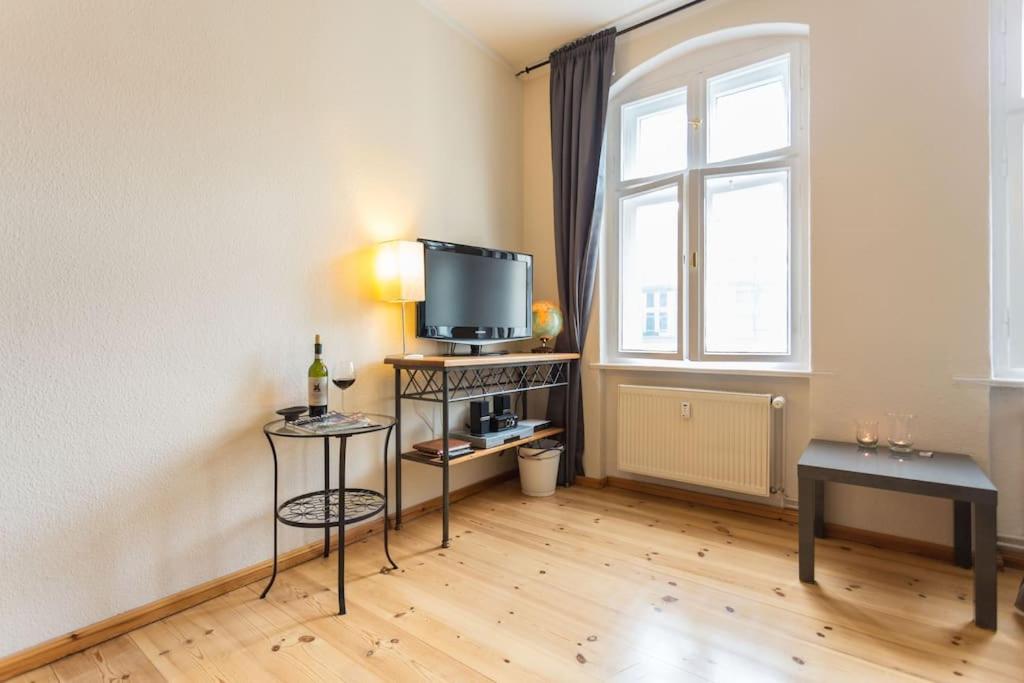 Apartment photo 2