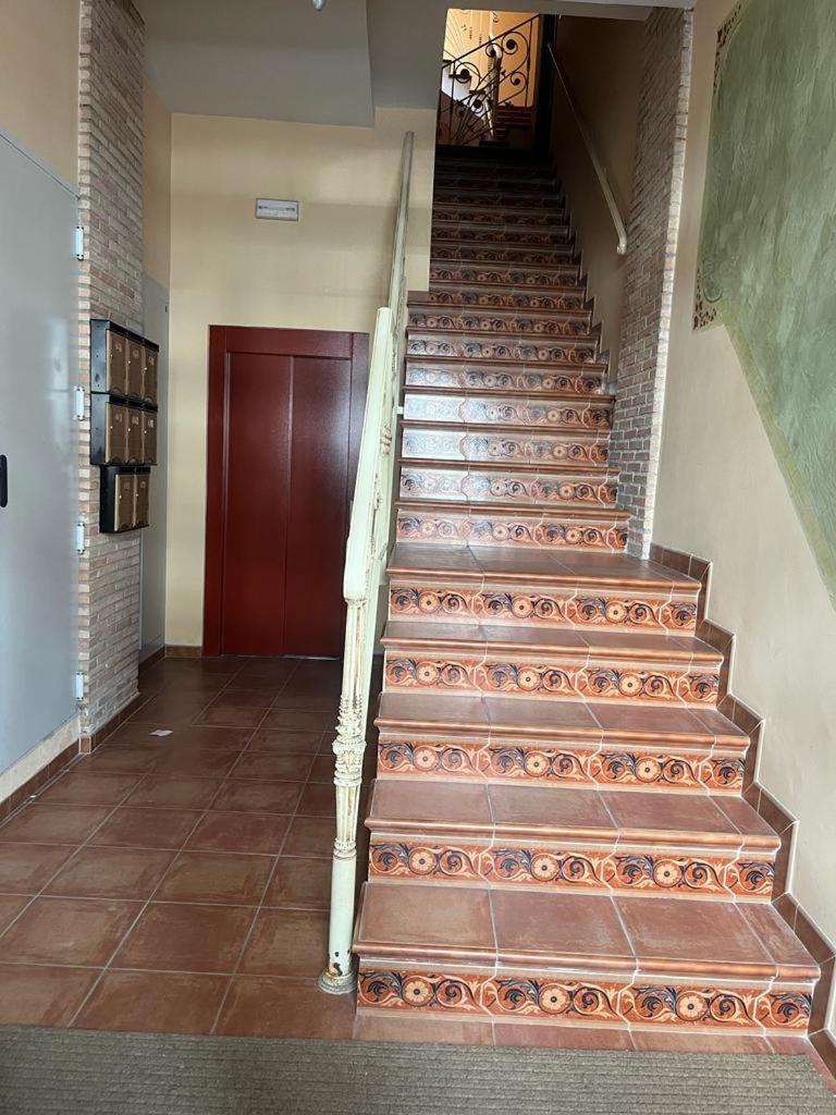 Apartment with Balcony photo 3