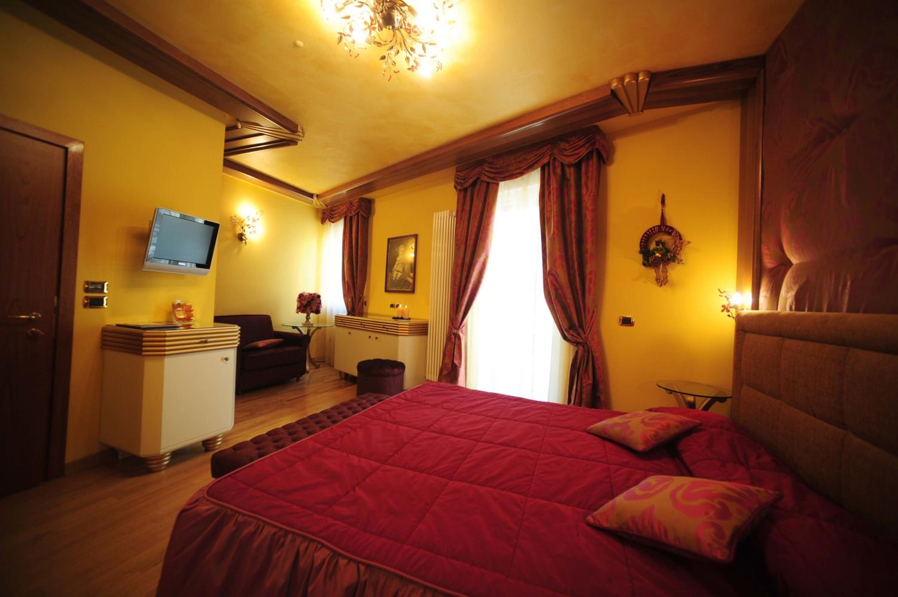 Luxury Triple Room & Spa