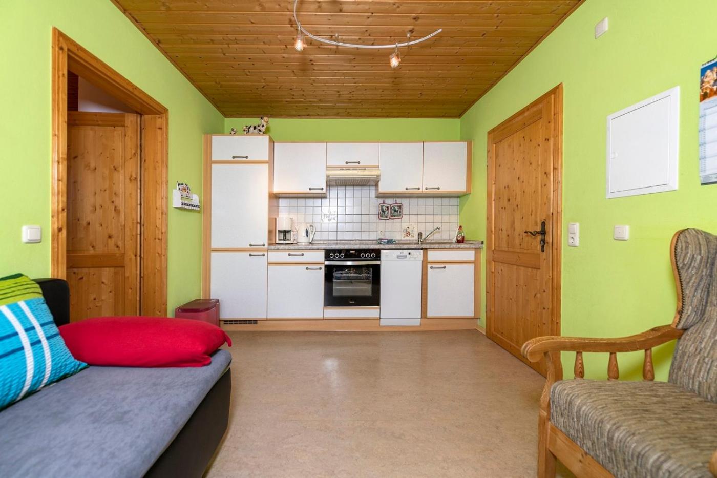 Two-Bedroom Apartment (6 Adults) photo 3