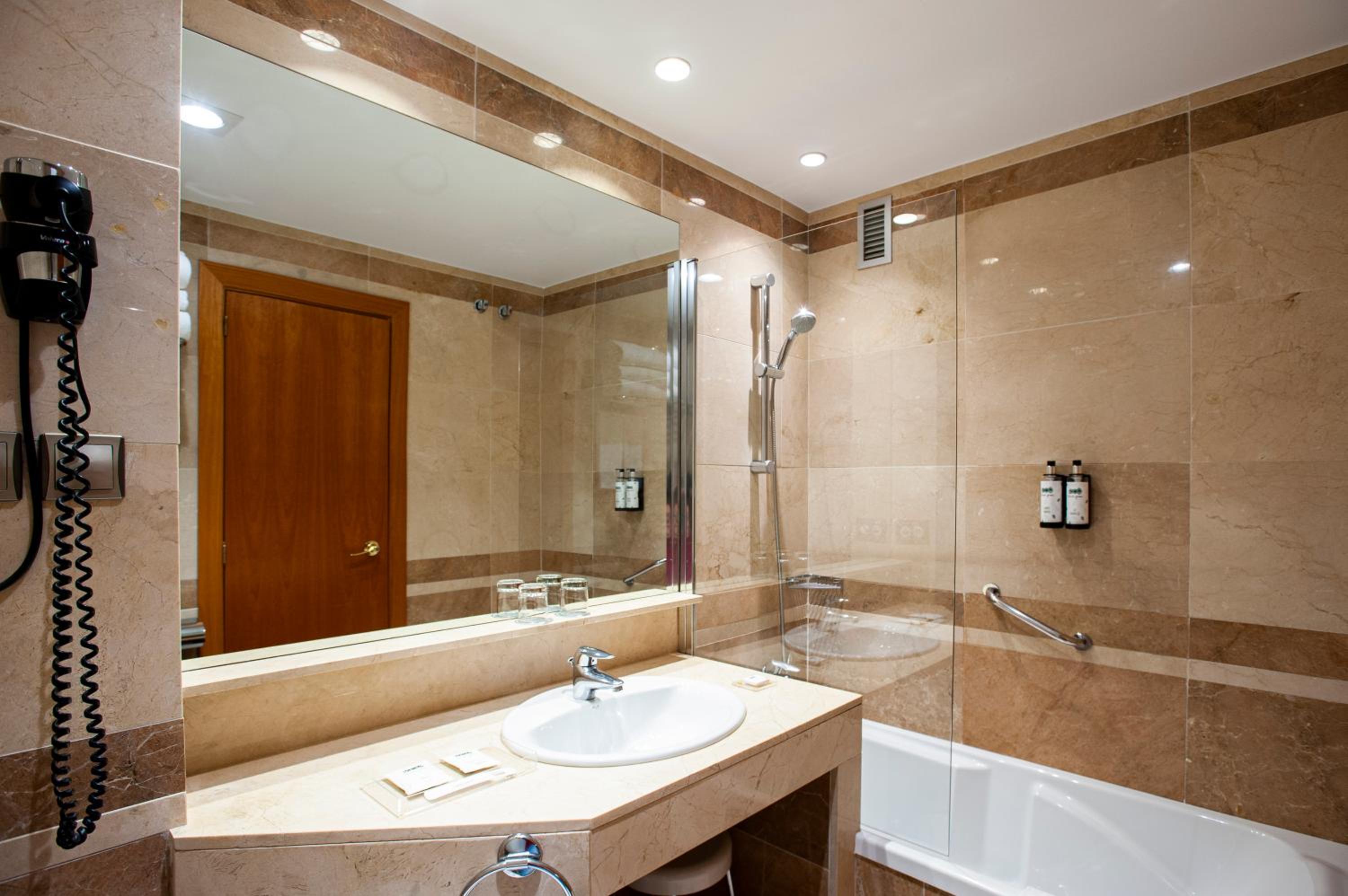 Triple Room - Photo 3