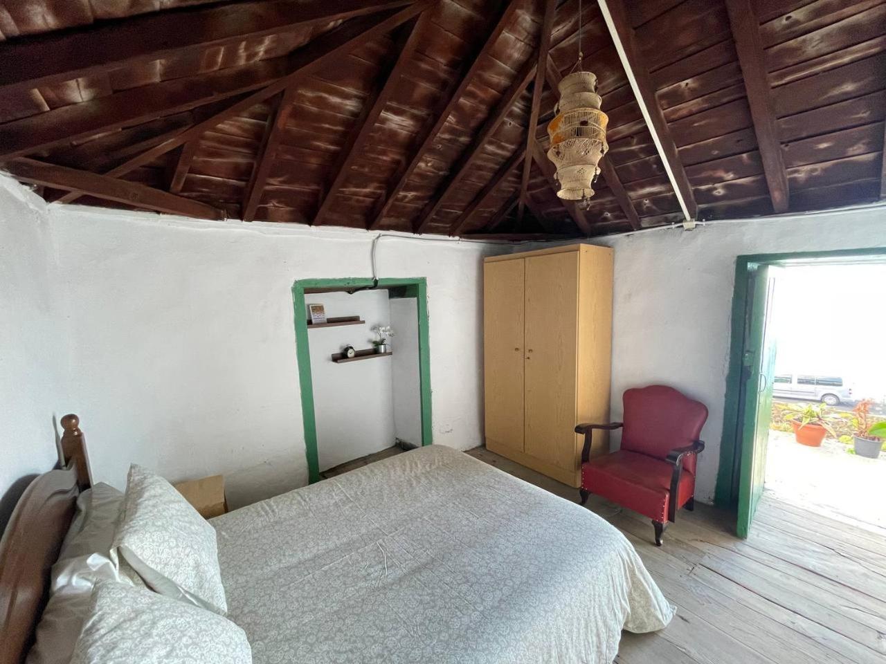 Two-Bedroom House photo 3