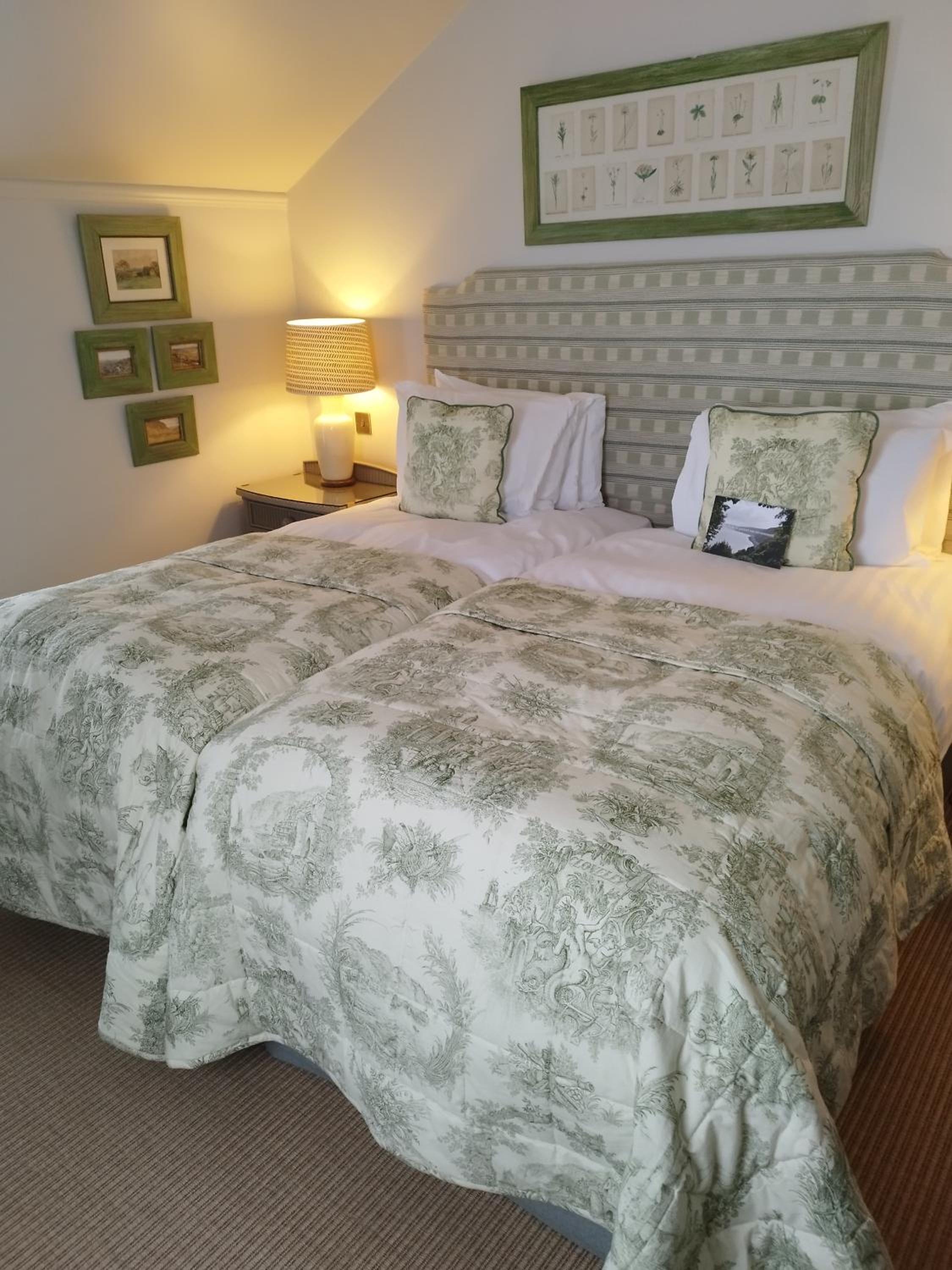 Twin Room with Sea View photo 2