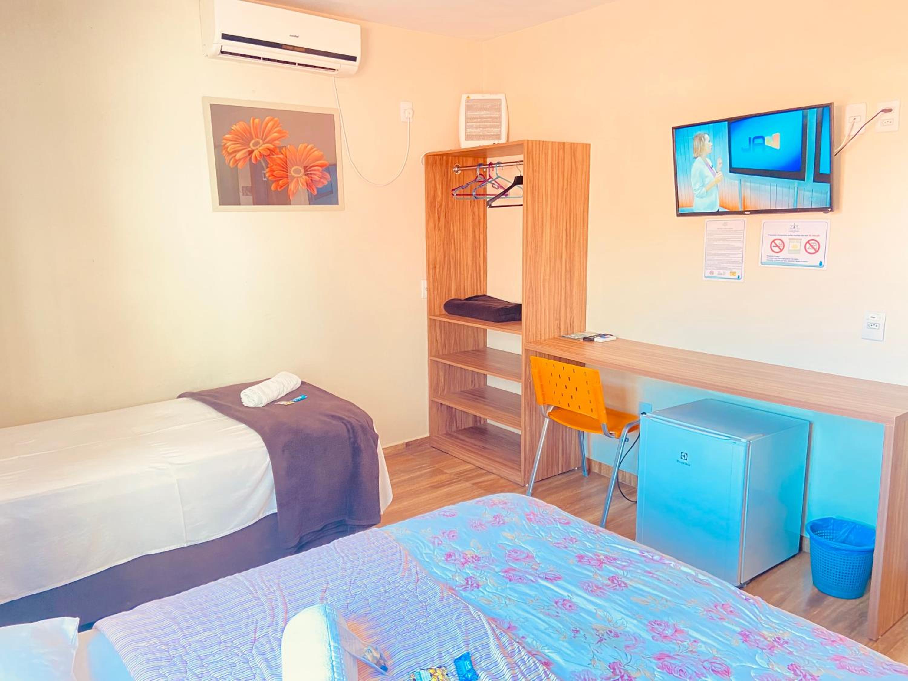 Quadruple Room - Photo 2