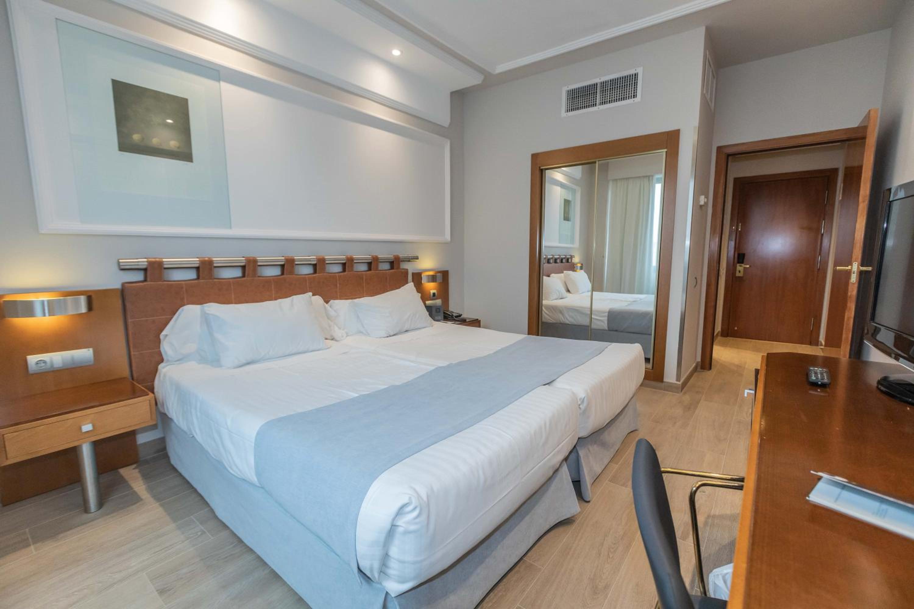 Habitación Doble con Cama Supletoria