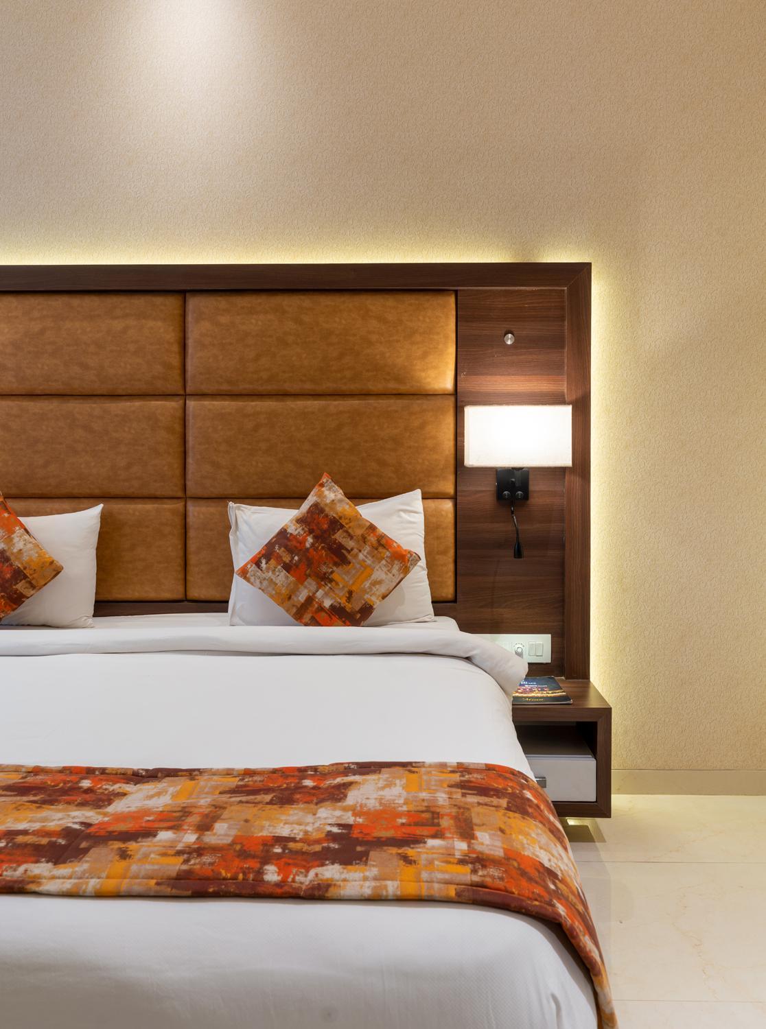 Deluxe Room - Photo 4