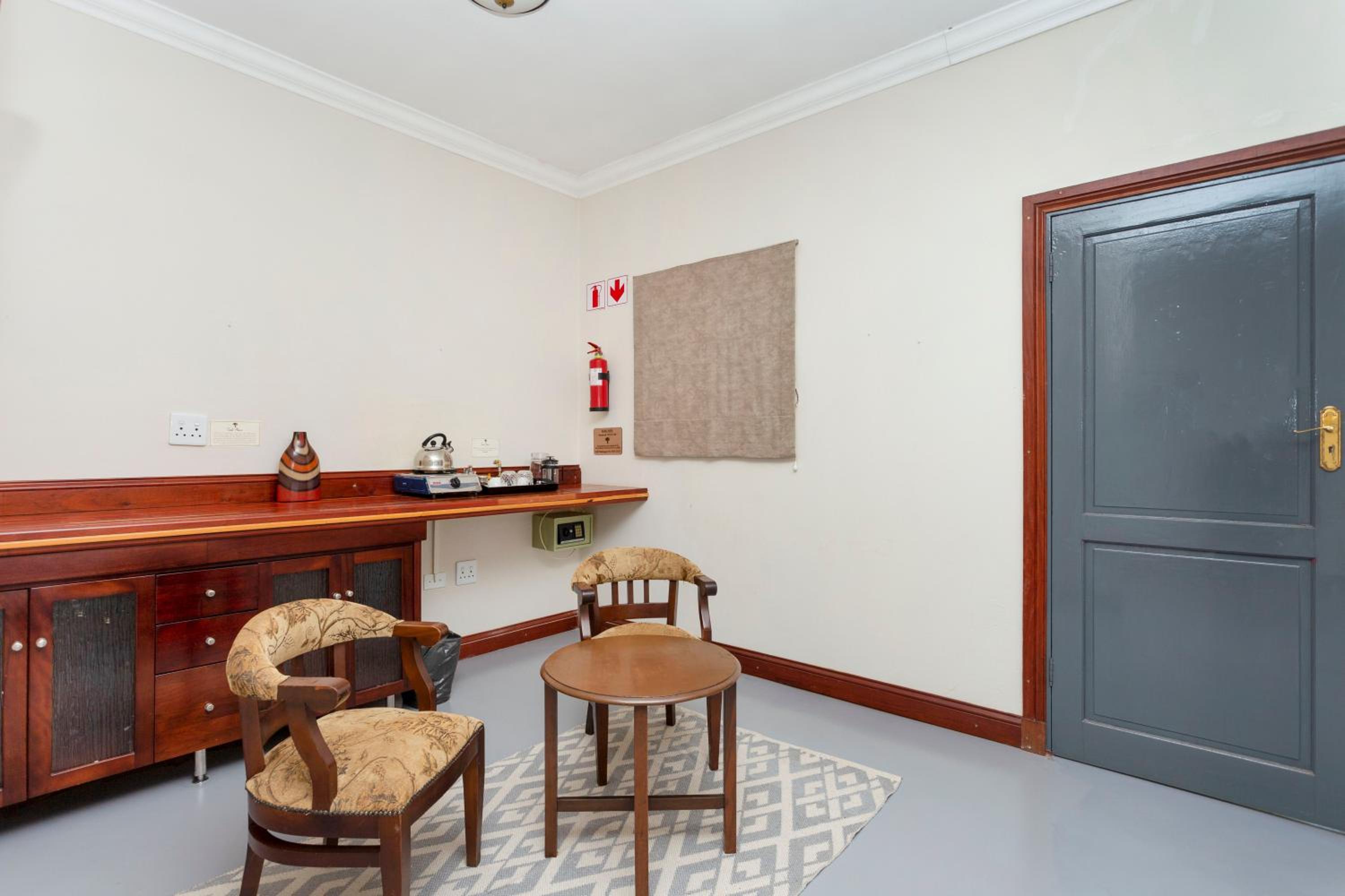 King Room with Balcony photo 3