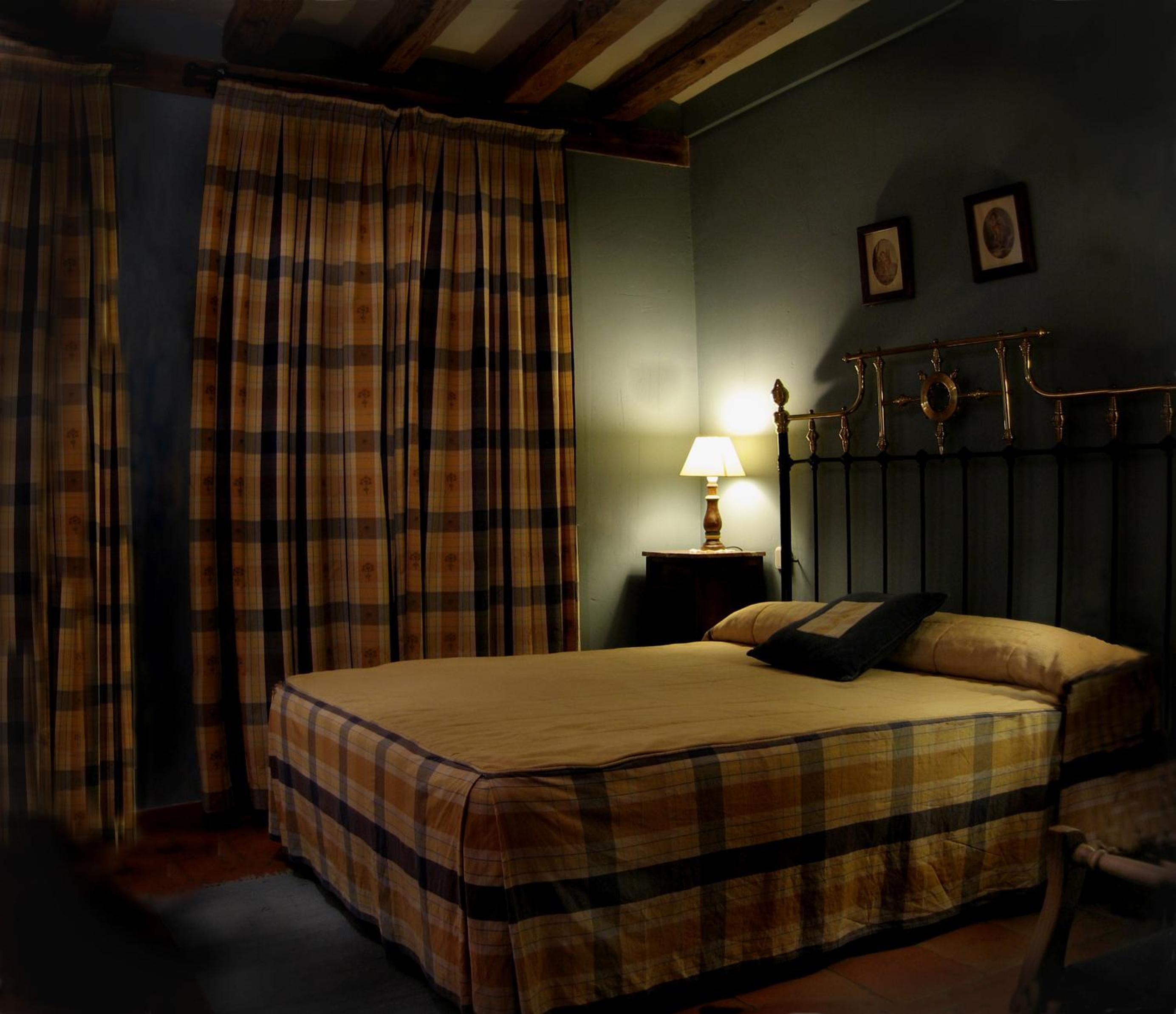 Double Room - Photo 4