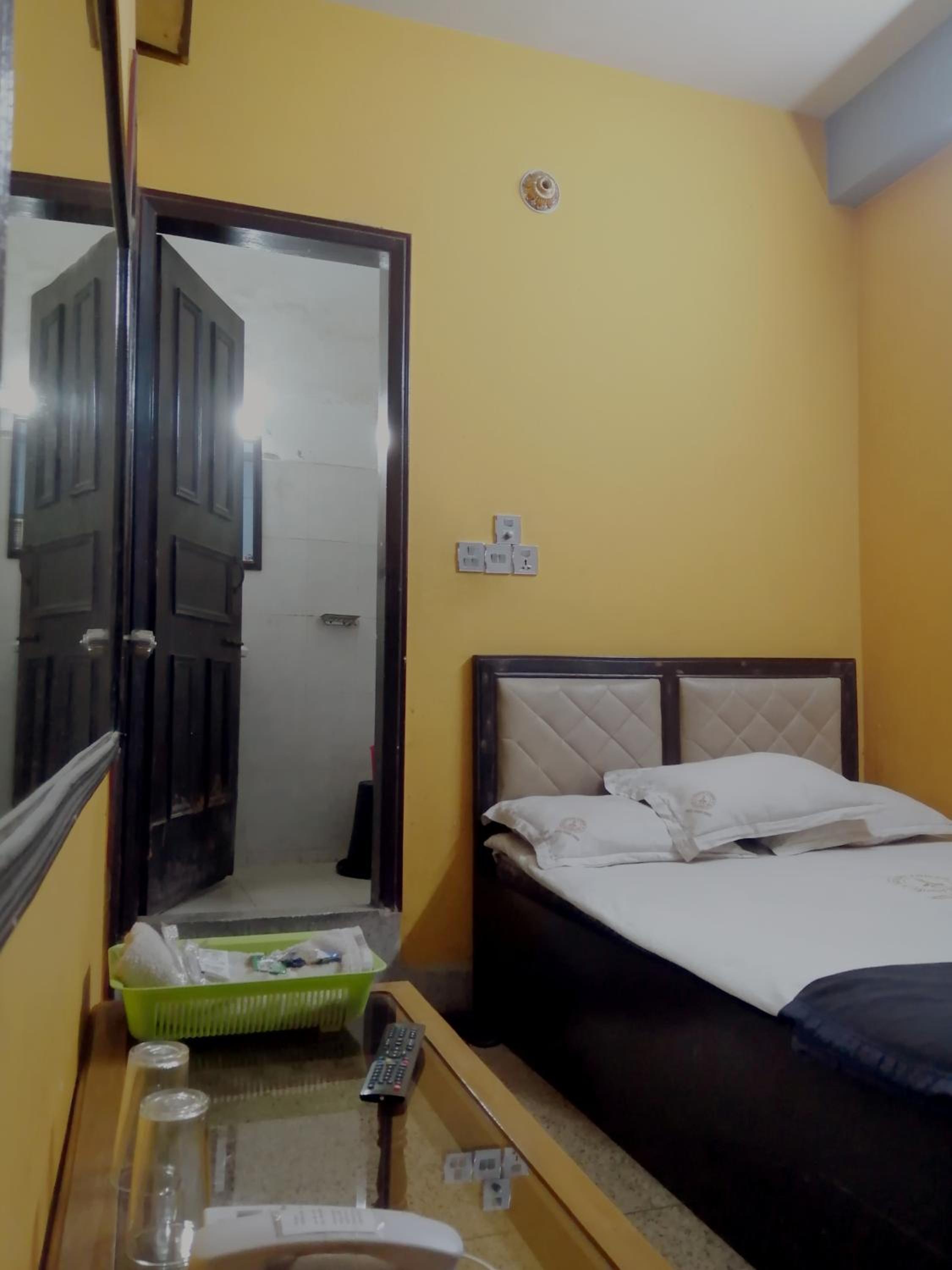 Deluxe Single Room photo 3