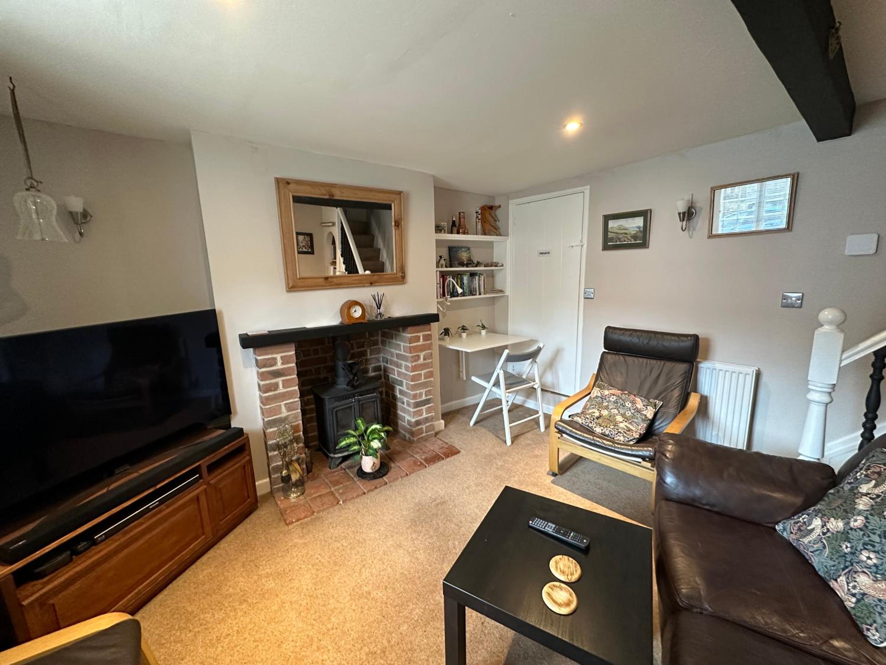 Double Room - Photo 13