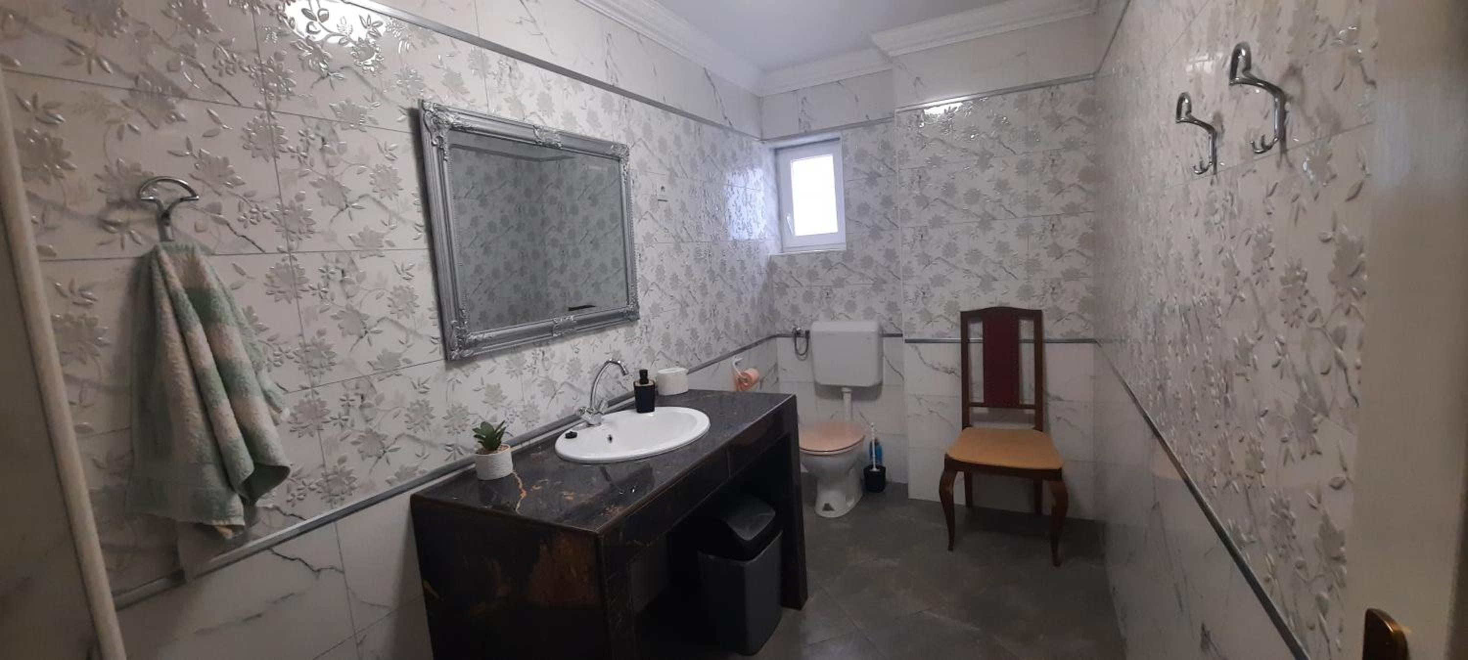 Family Room with Bathroom - Photo 2