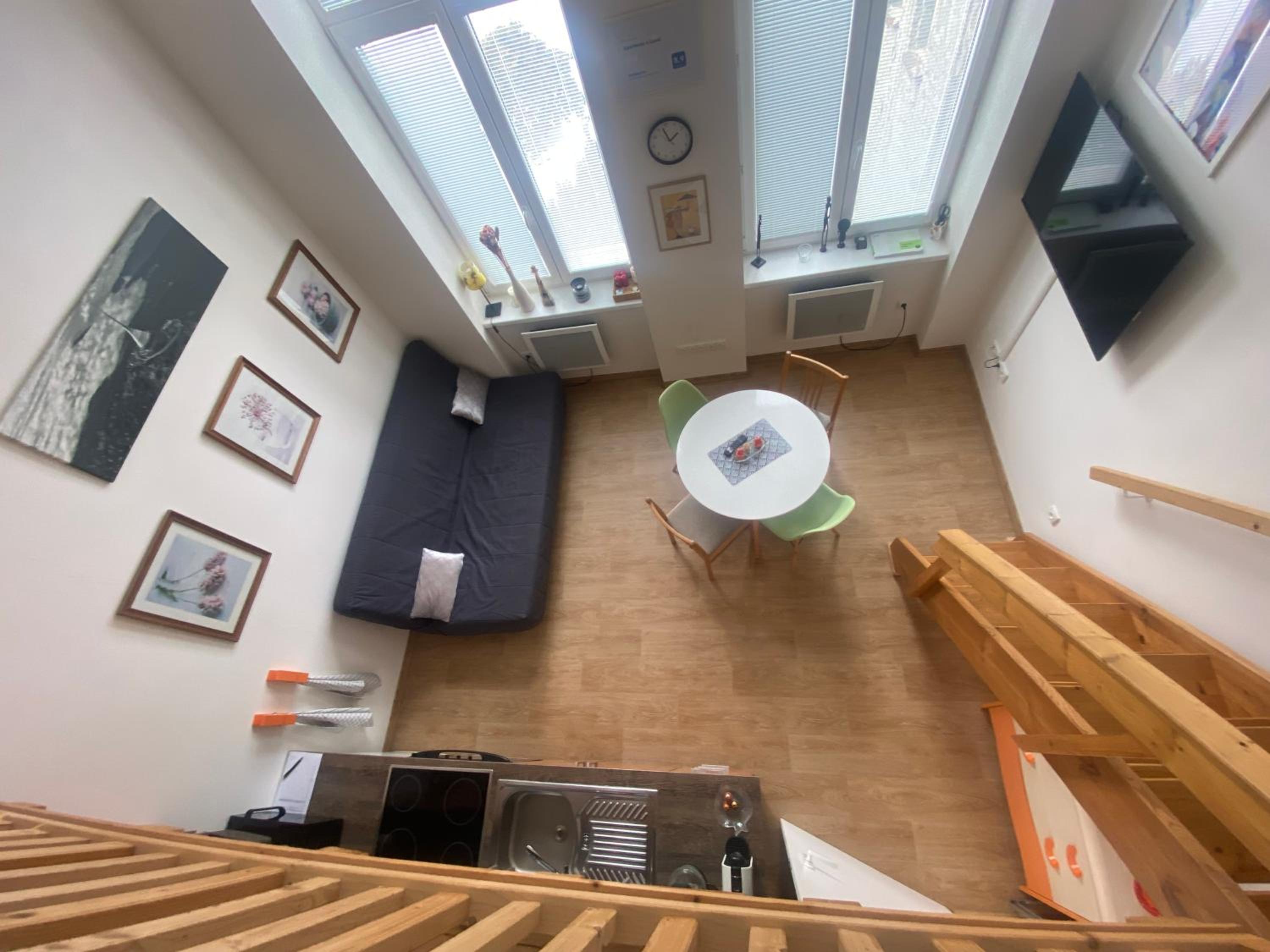One-Bedroom Apartment - Photo 25