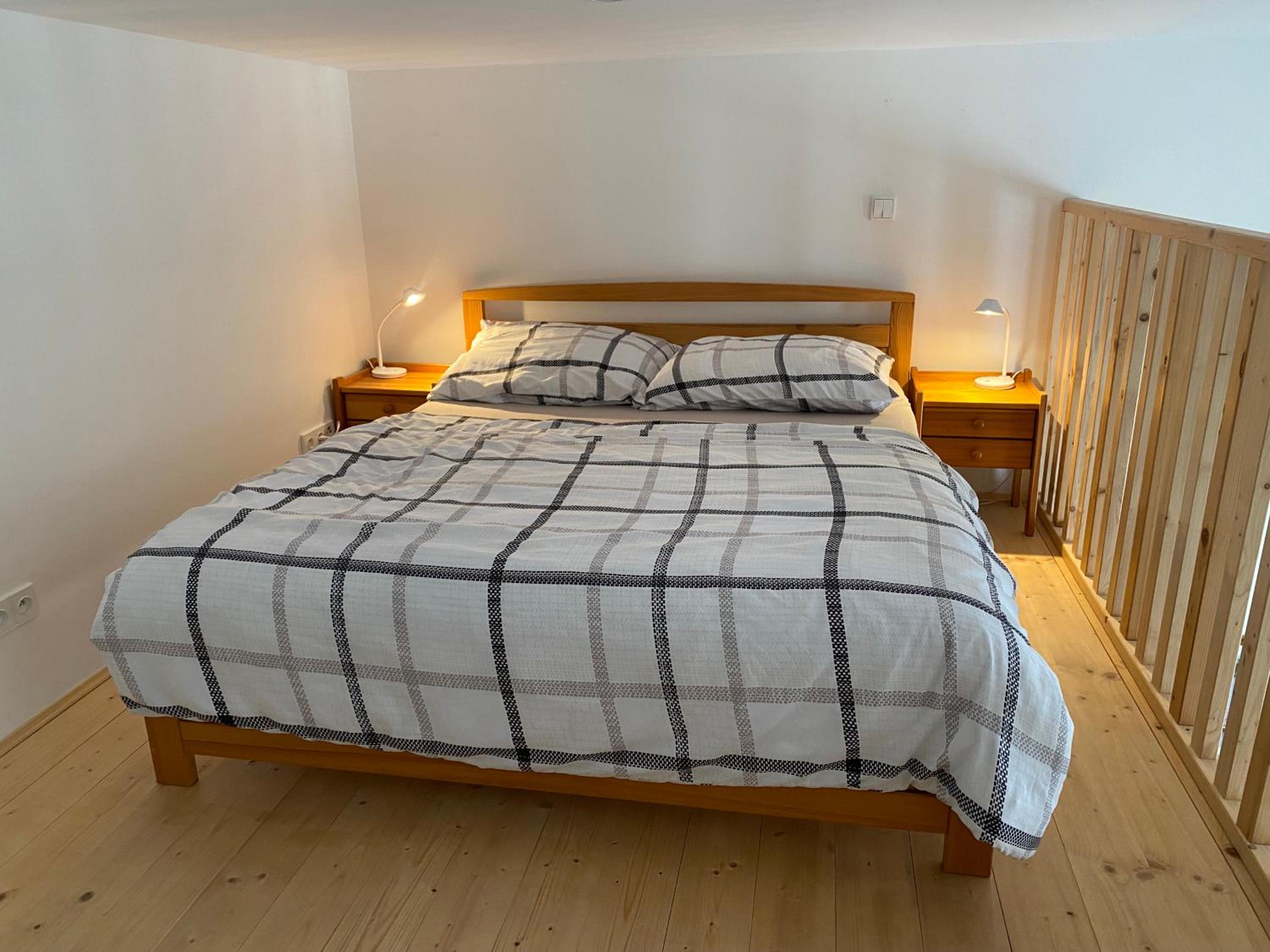 One-Bedroom Apartment - Photo 17