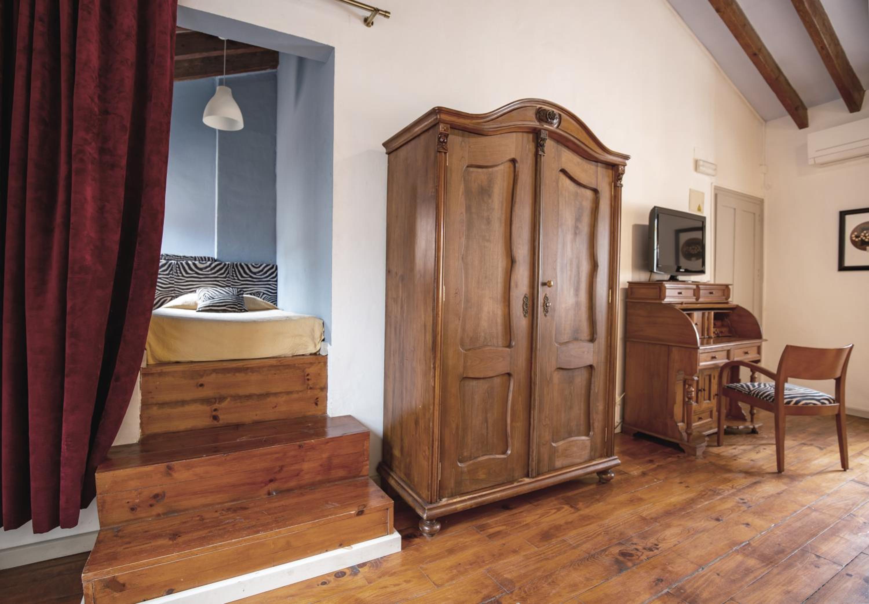 Superior Double Room - Photo 16