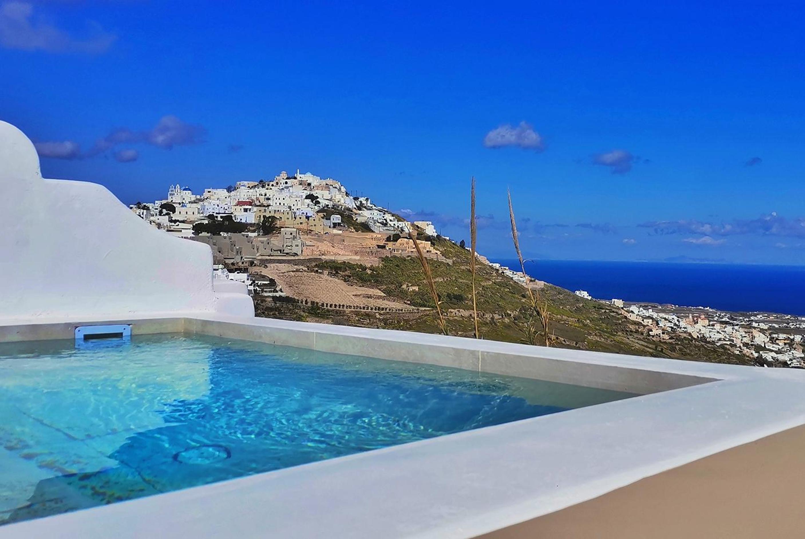 Suite with Private Pool photo 3
