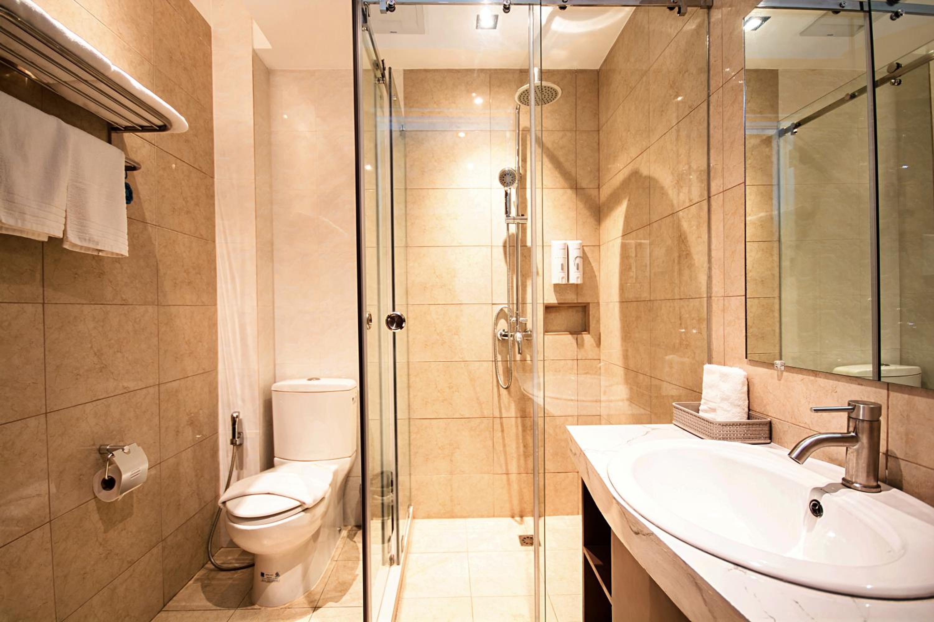 Standard Twin Room - Photo 2