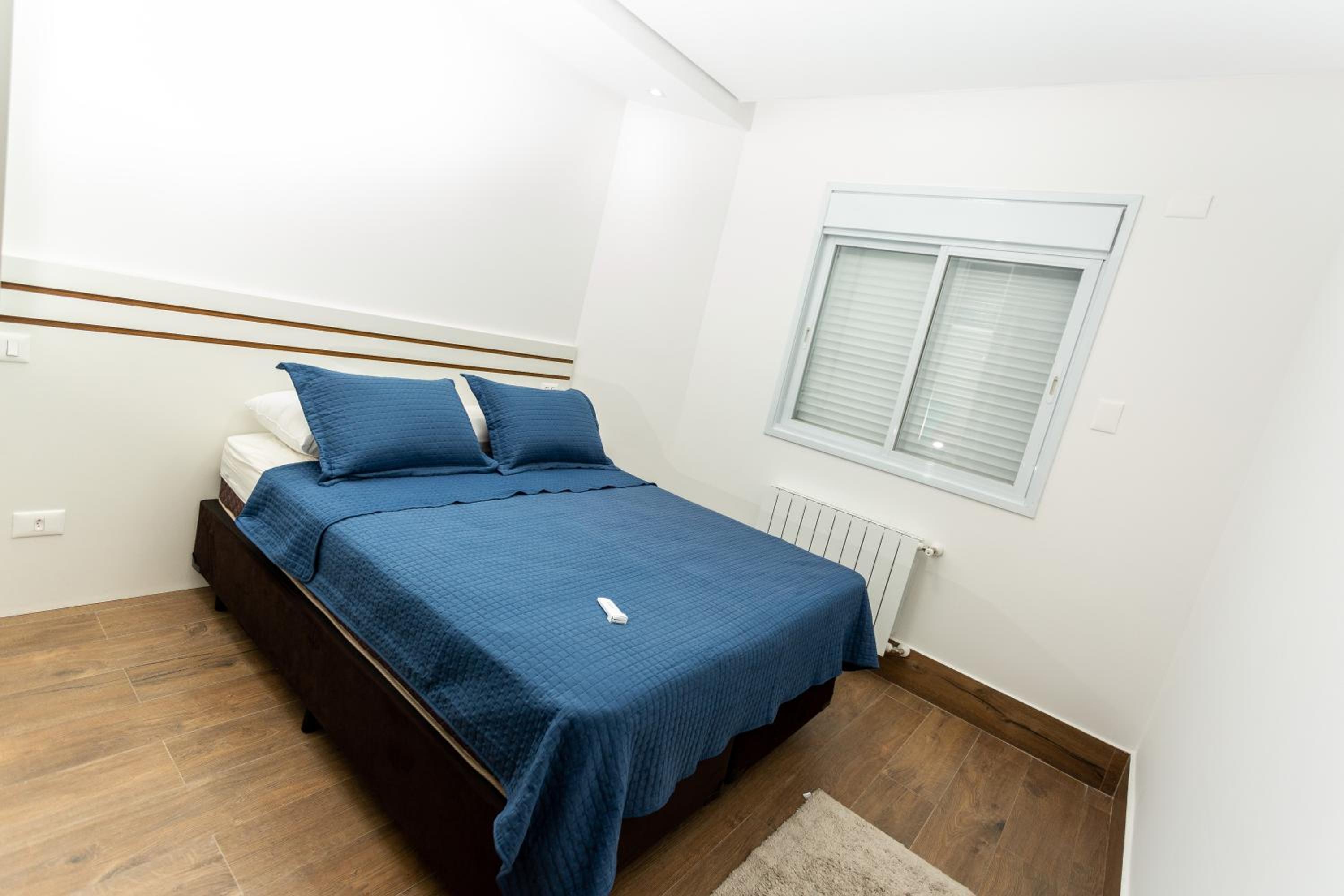 Studio Apartment - Photo 4