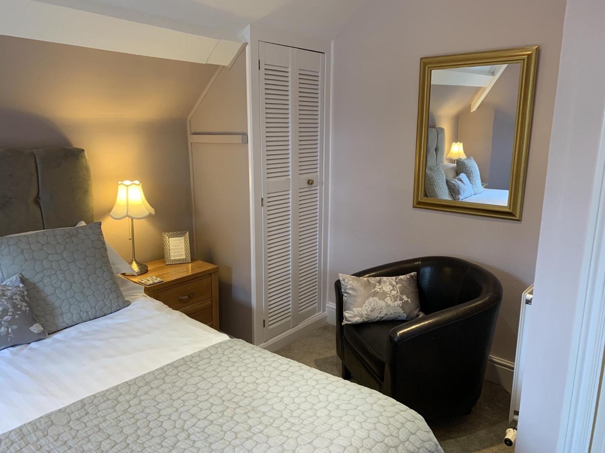 Standard Double Room photo 2