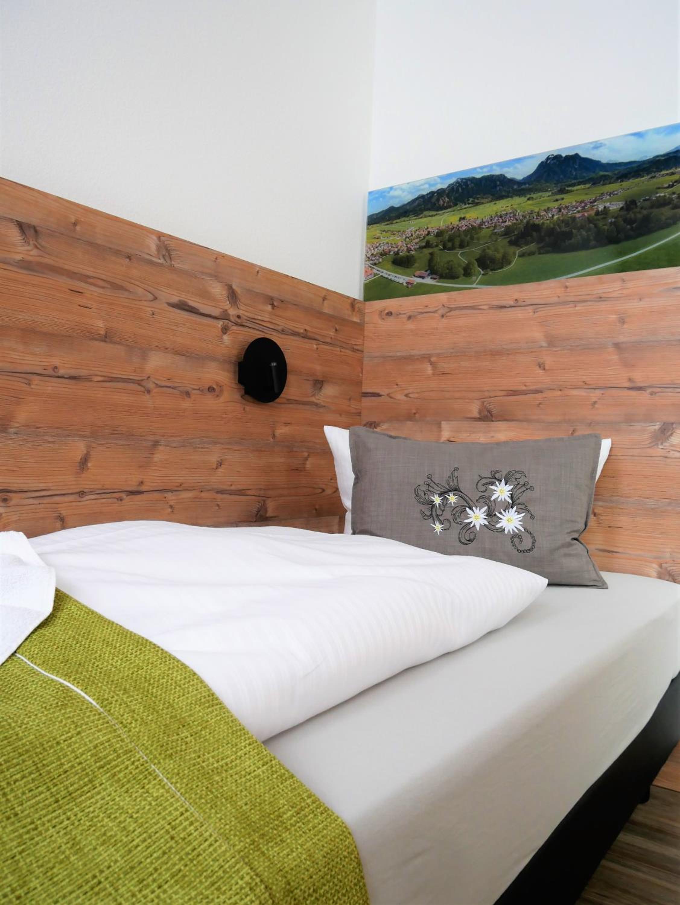 Single Room photo 3
