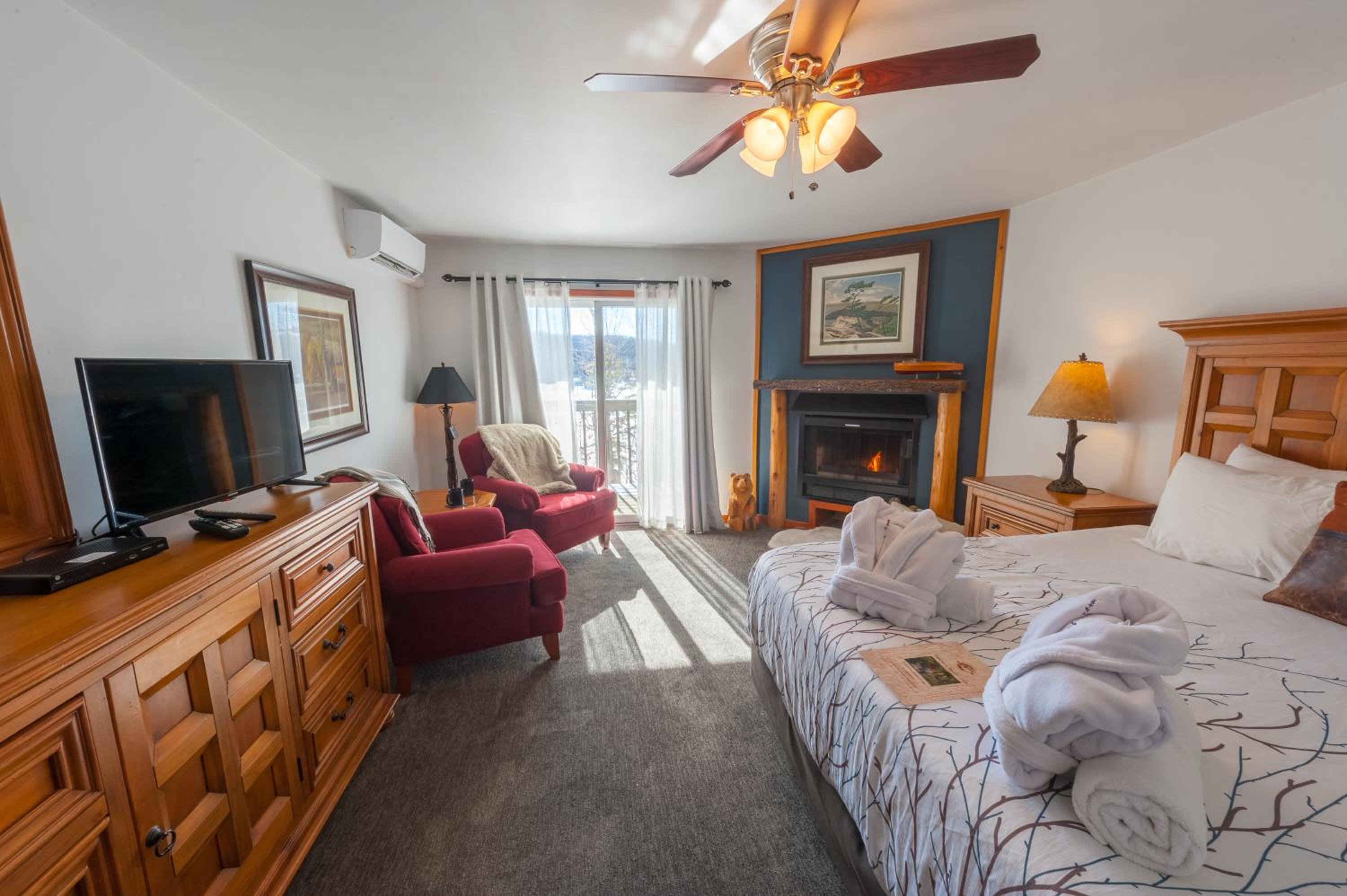 King Room with Lake View