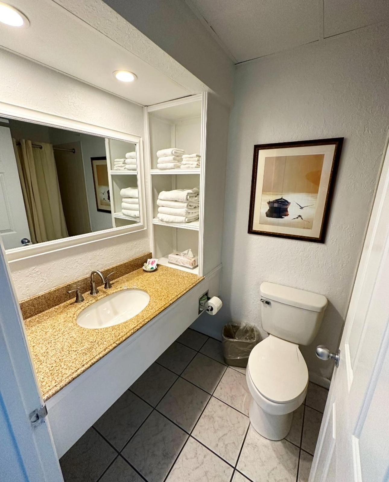 Double Room with Pool View