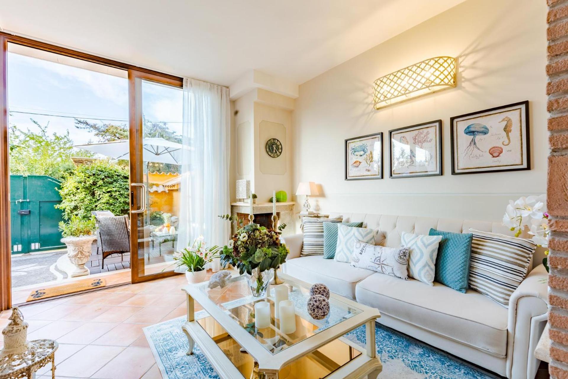 Villa photo 1