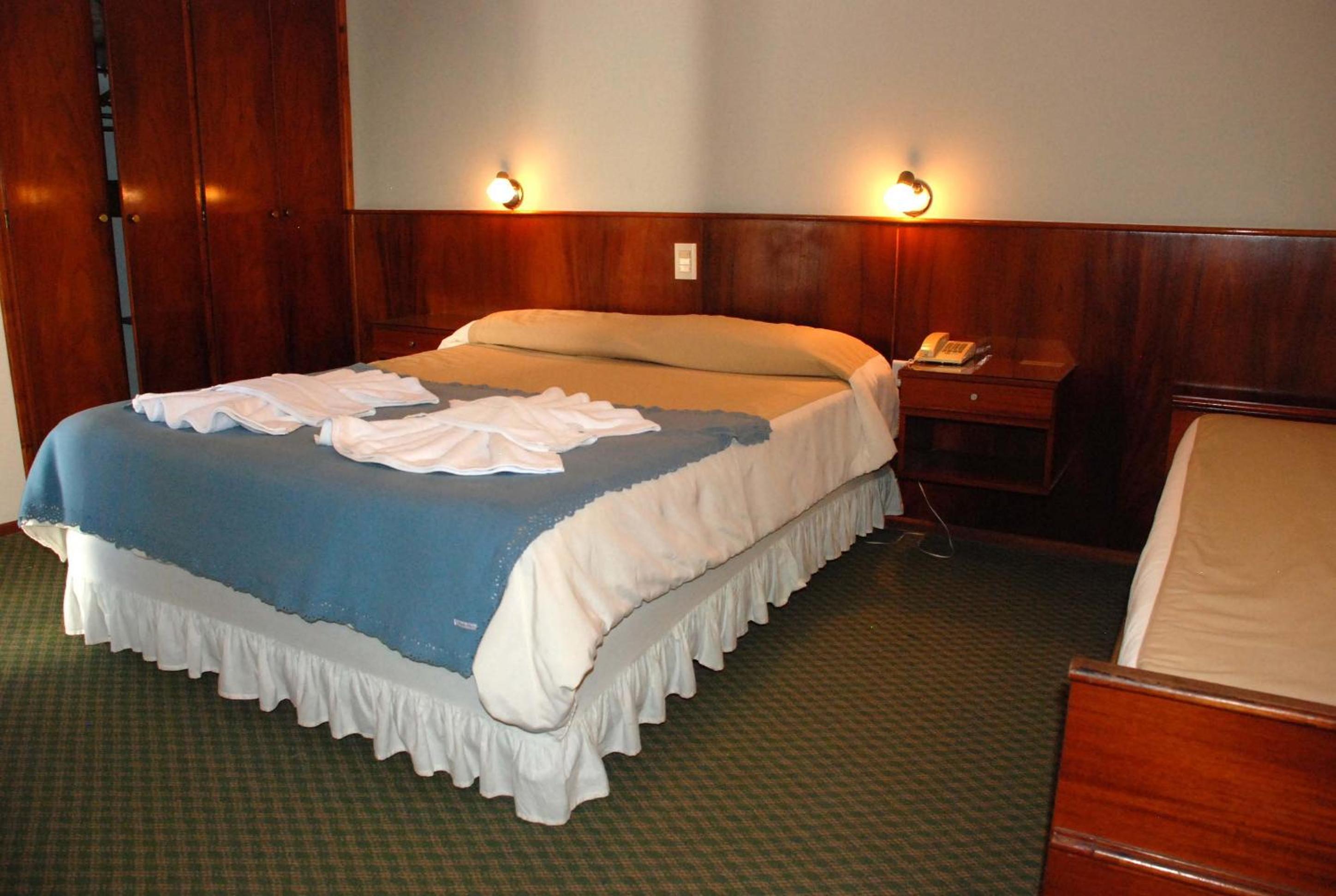 Superior Deluxe Double or Twin Room  photo 2