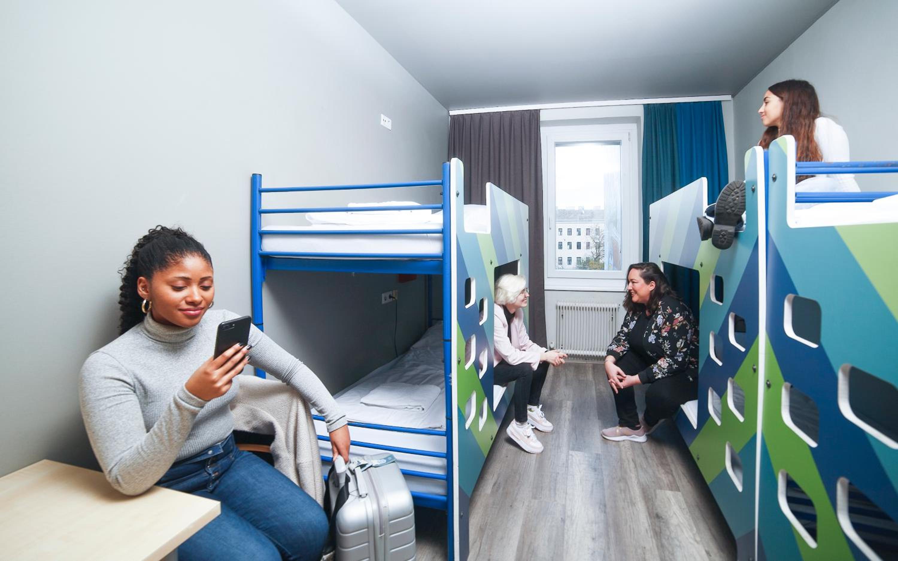 Bed in 4-Bed Dormitory Room photo 3