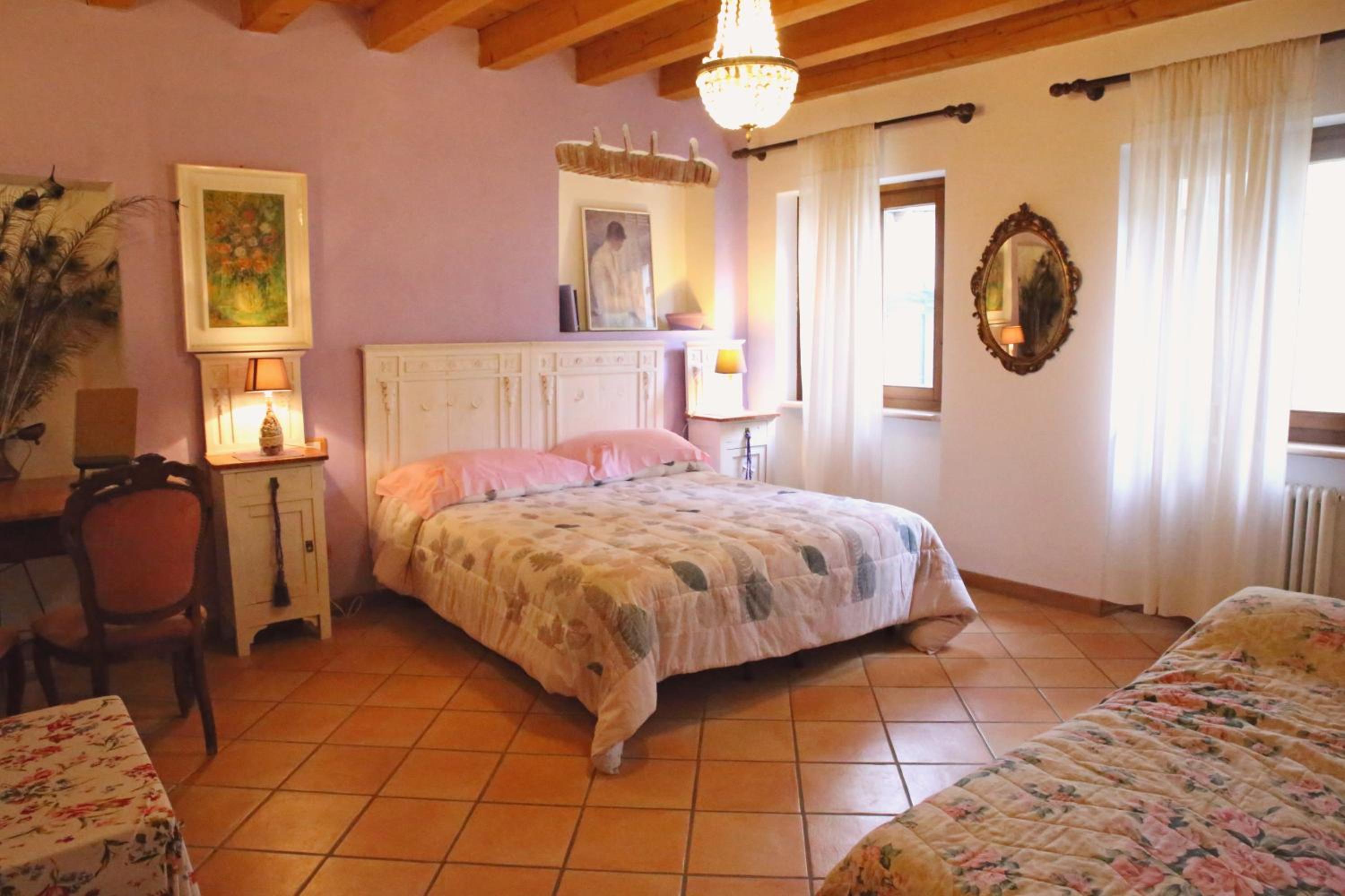 Triple Room with Private Bathroom - Photo 1