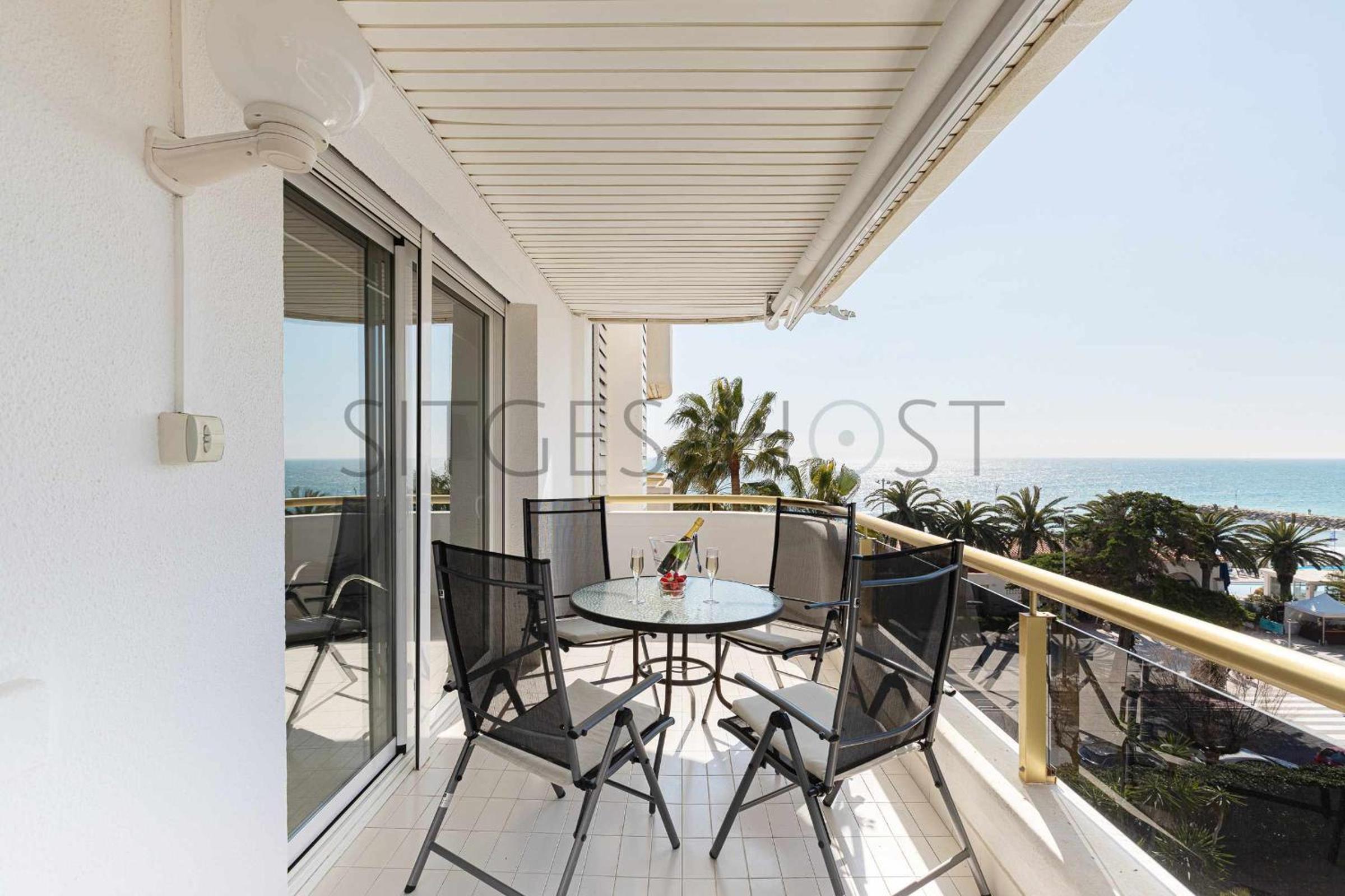 Apartment with Sea View photo 2