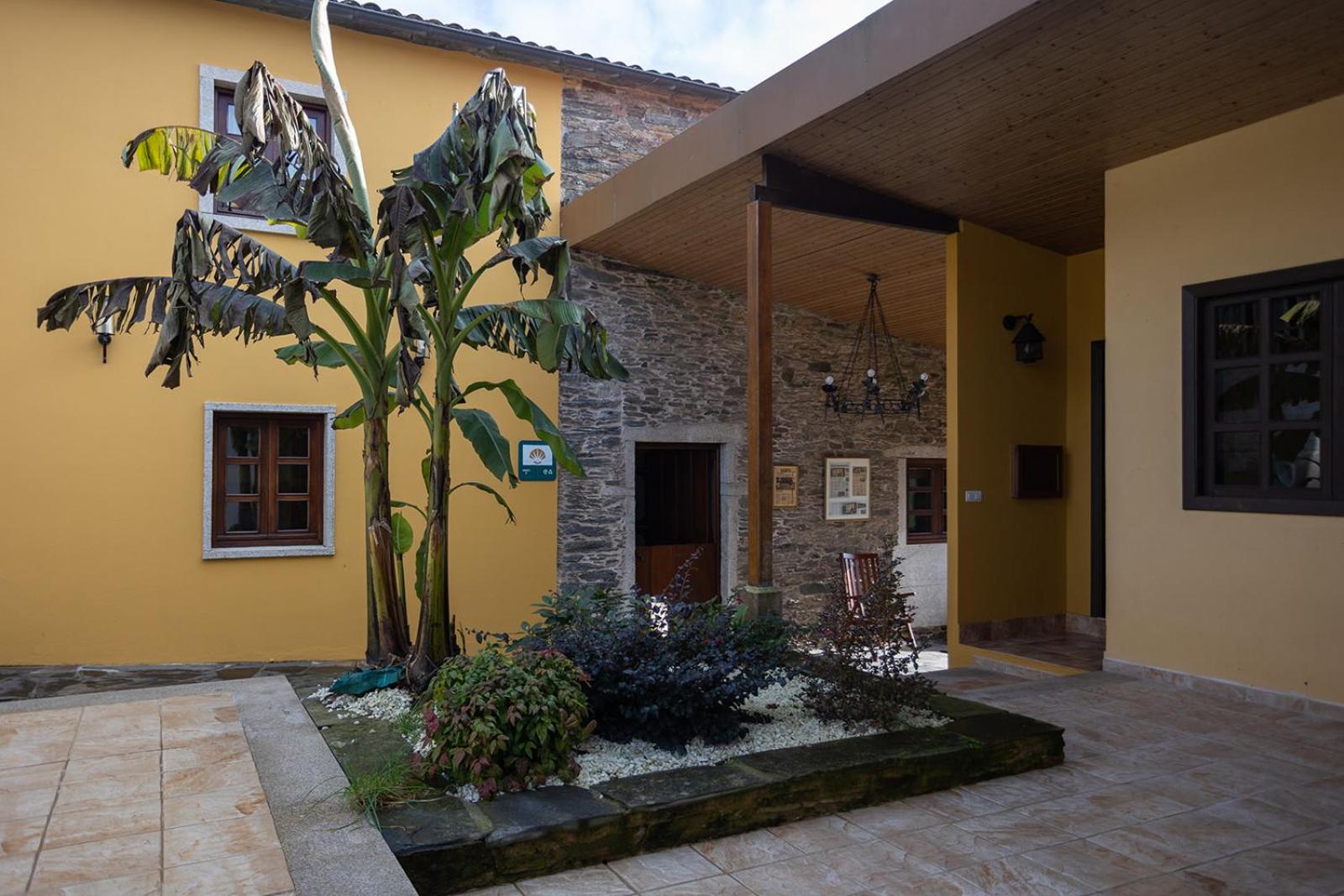Villa photo 2