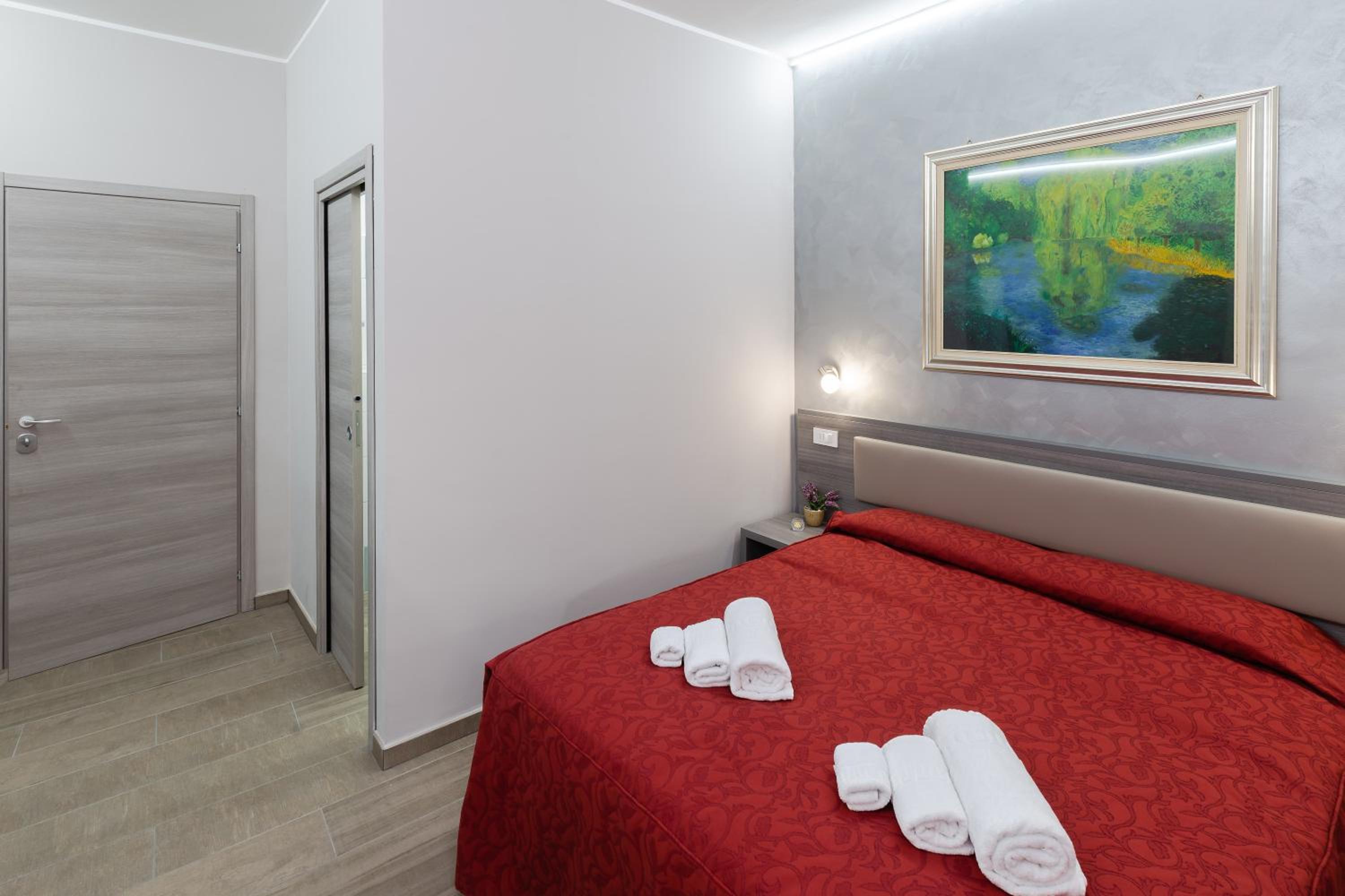 Deluxe Double Room - Photo 6