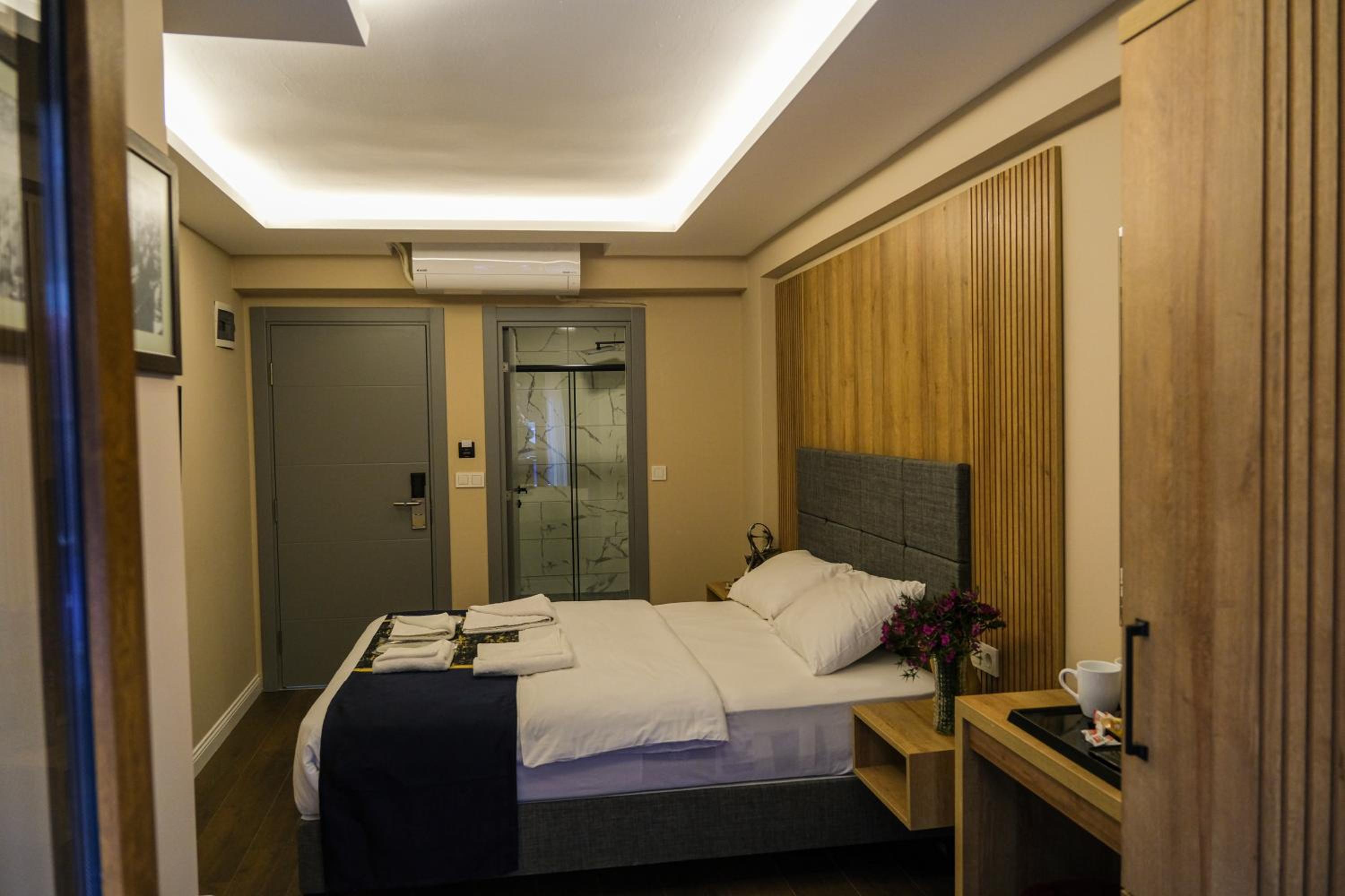 Comfort Triple Room photo 3