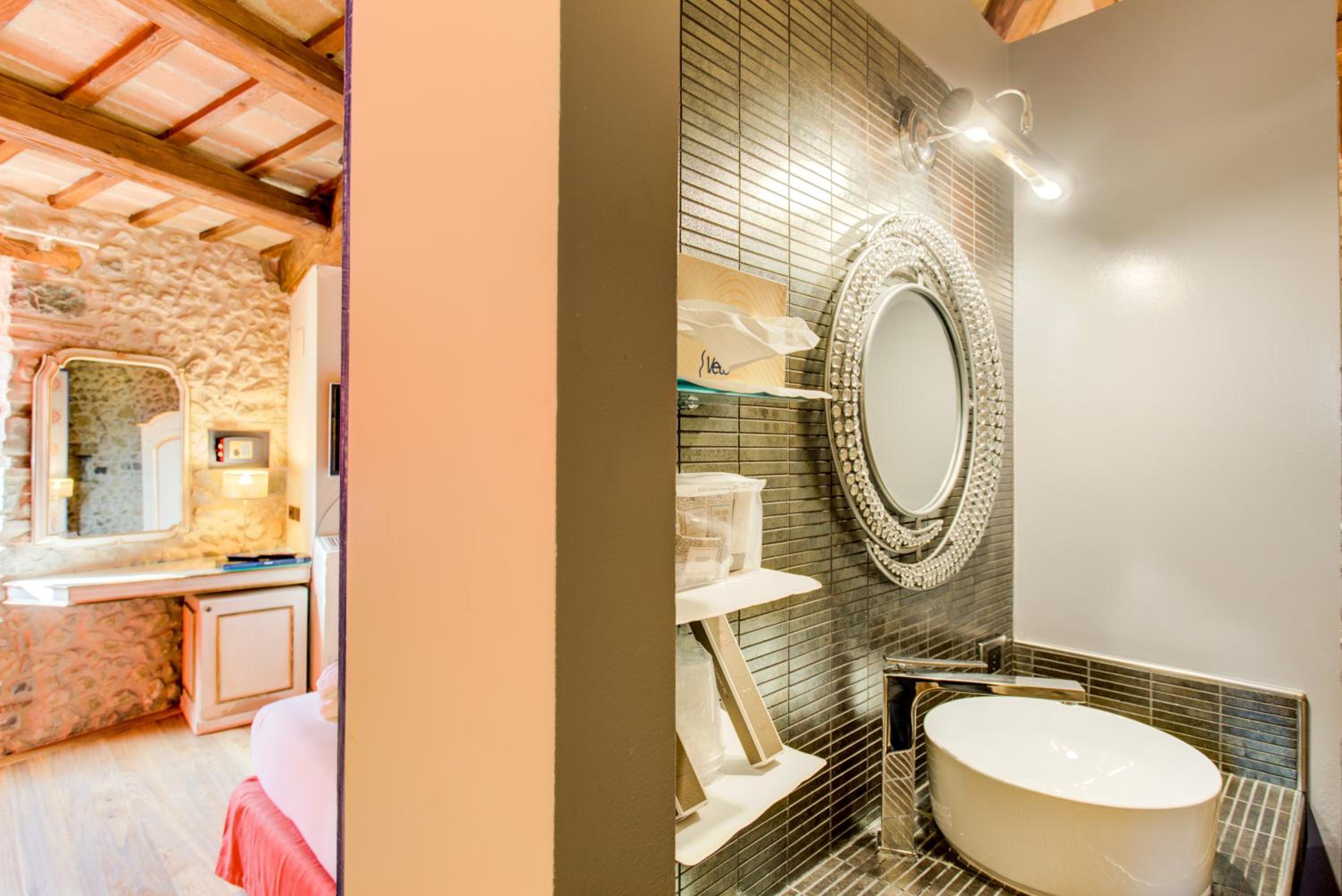 Imperial Suite with Private Pool - Photo 8