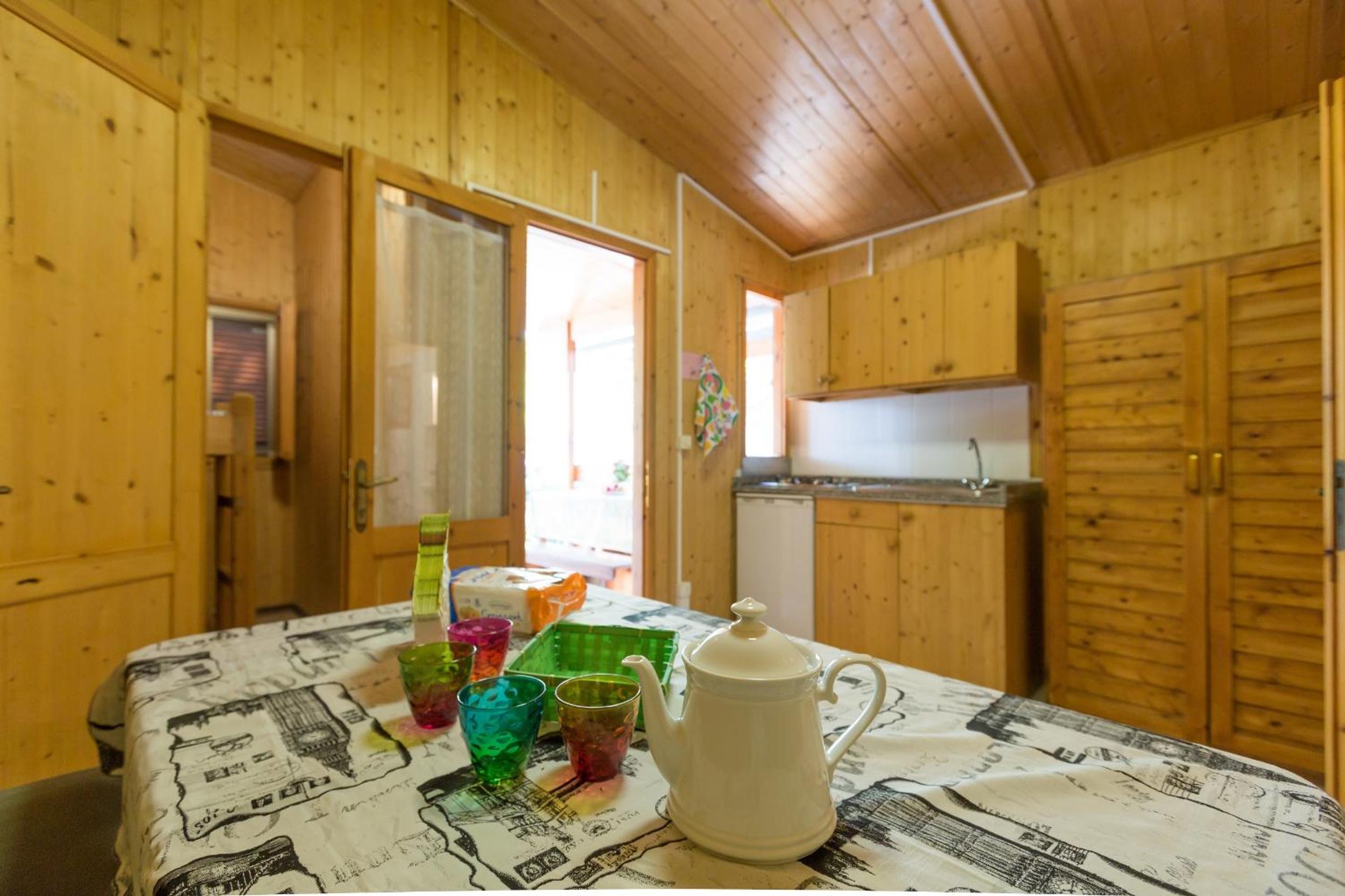 Chalet (4 Adults) - Photo 5