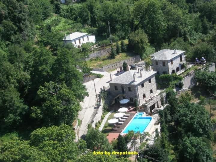Villa with Private Pool - Photo 38