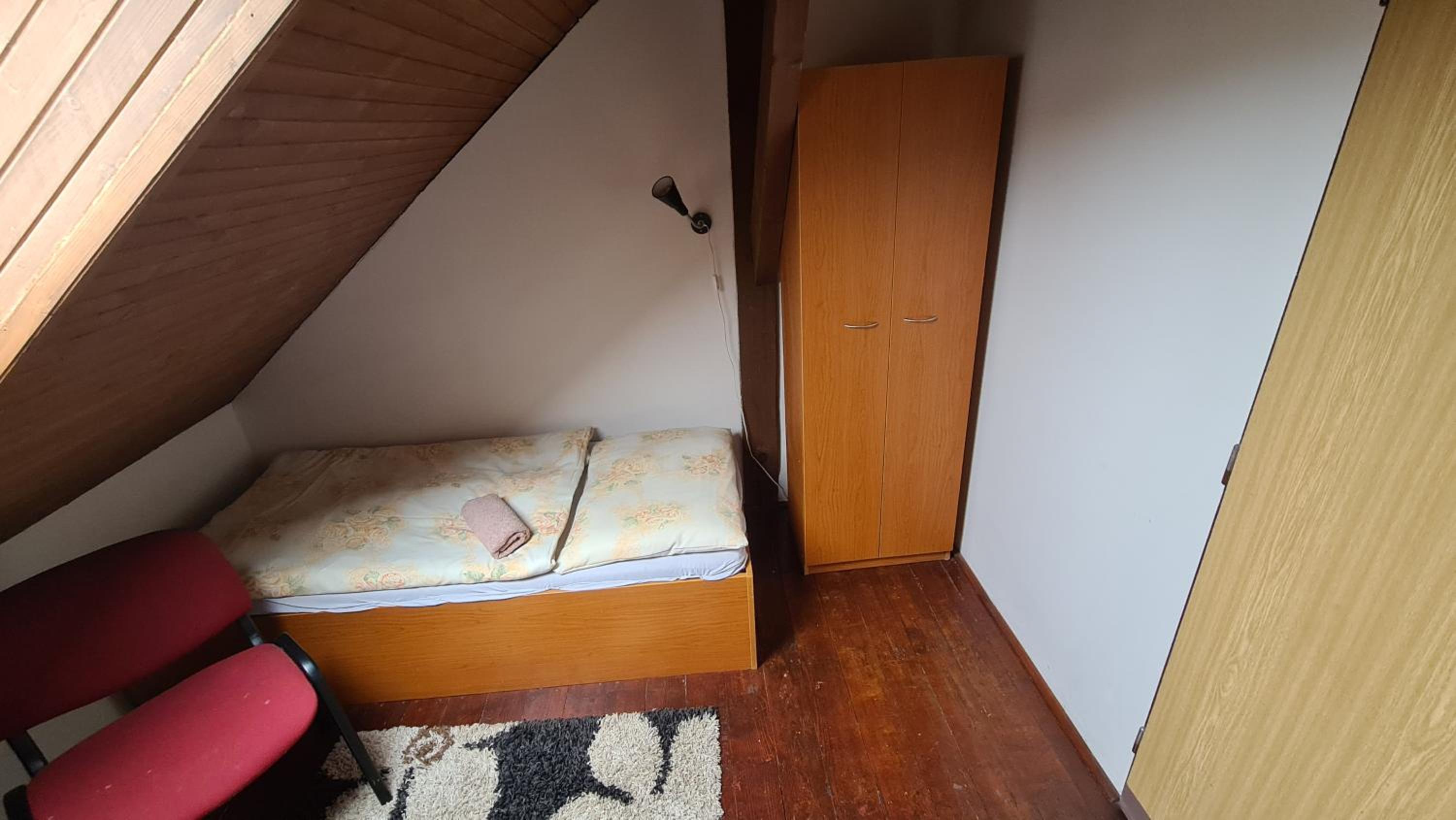 Twin Room with Shared Bathroom photo 1