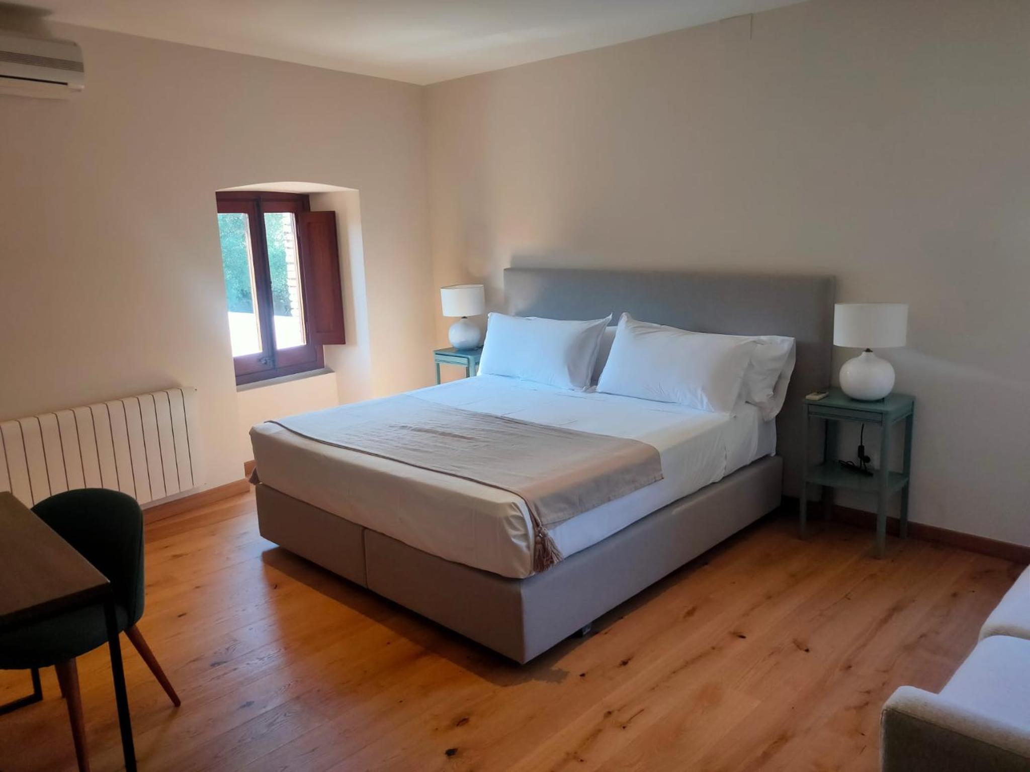 Deluxe Triple Room - Photo 1