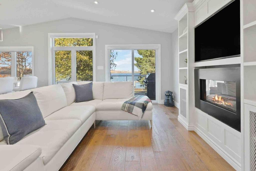 Four-Bedroom House photo 1